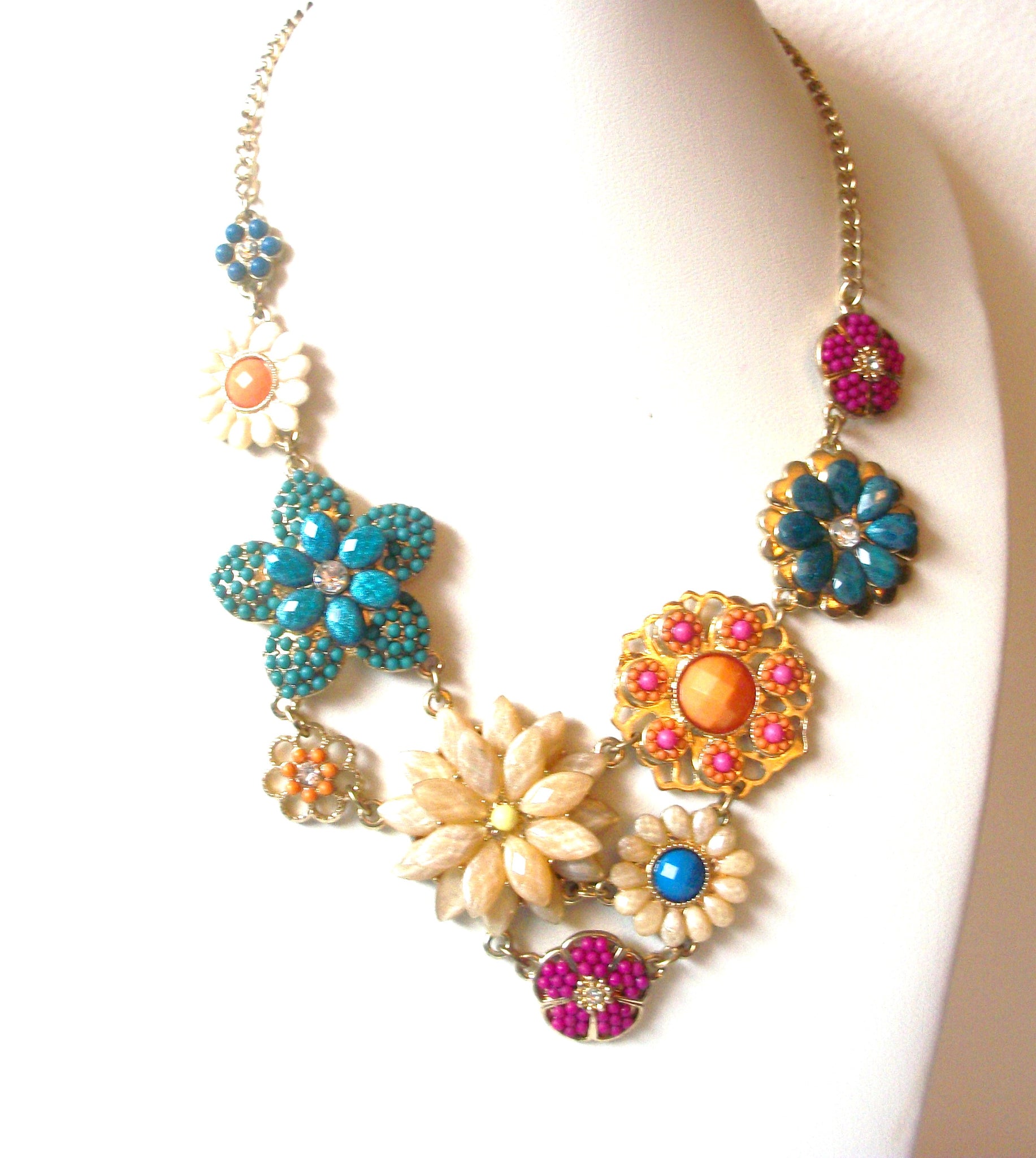 Retro Colorful Floral Statement Necklace 120520