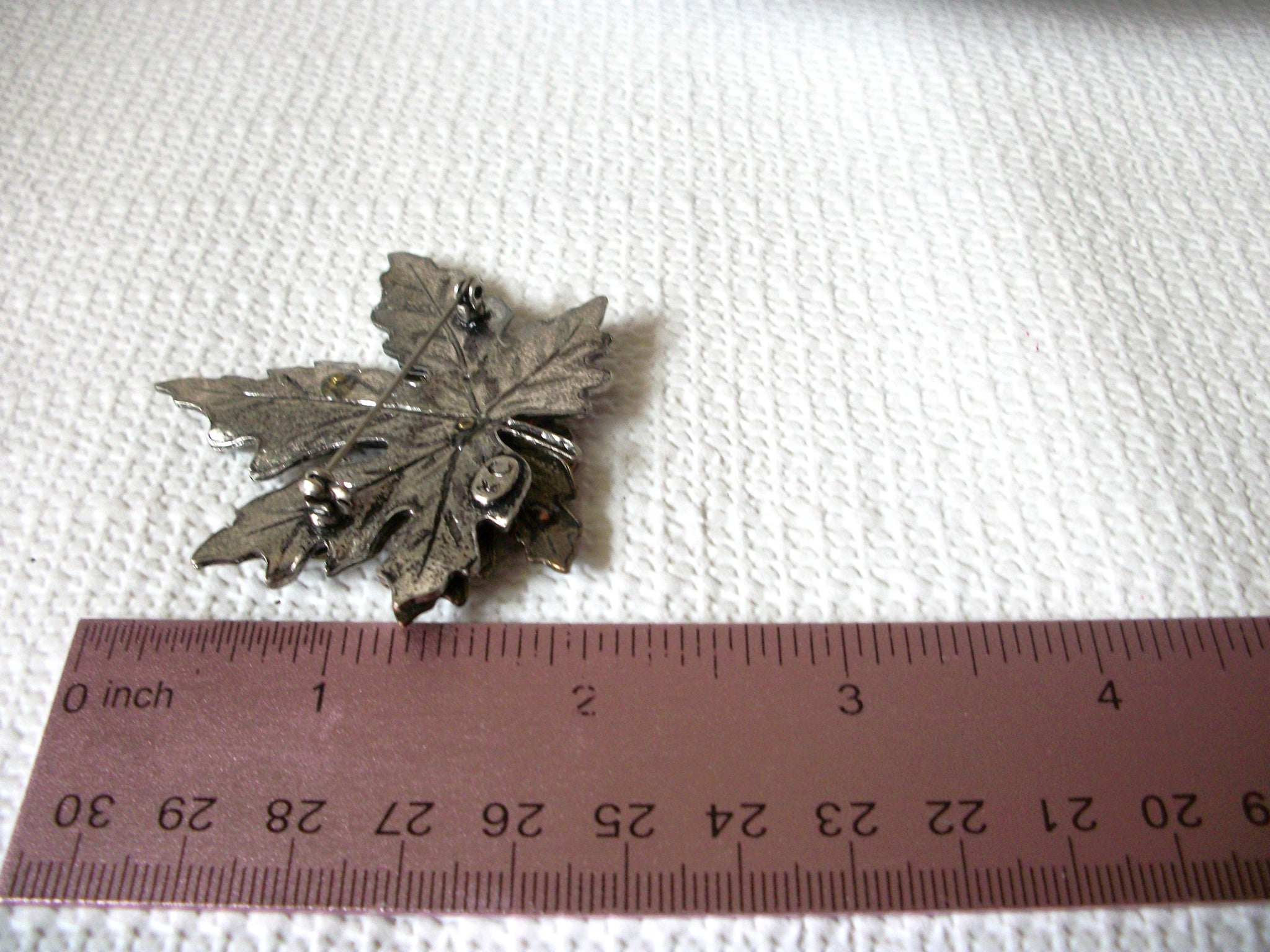KC Stamped Maple Leaf Brooch 40420