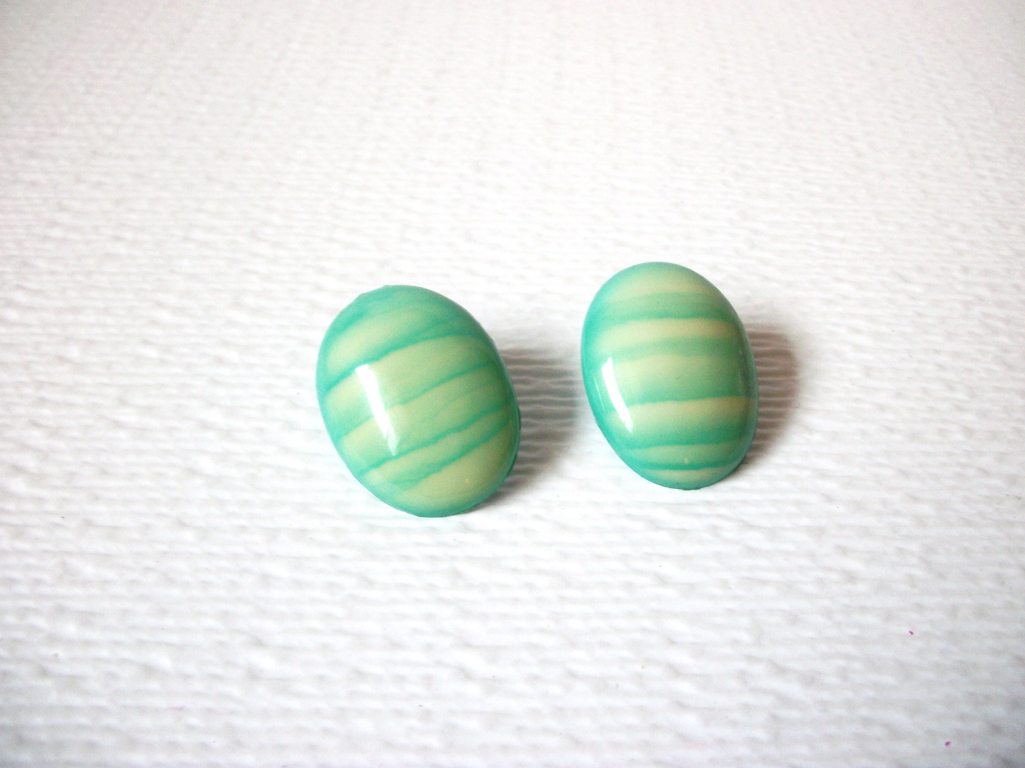 Retro 1970s Dome Earrings 120720