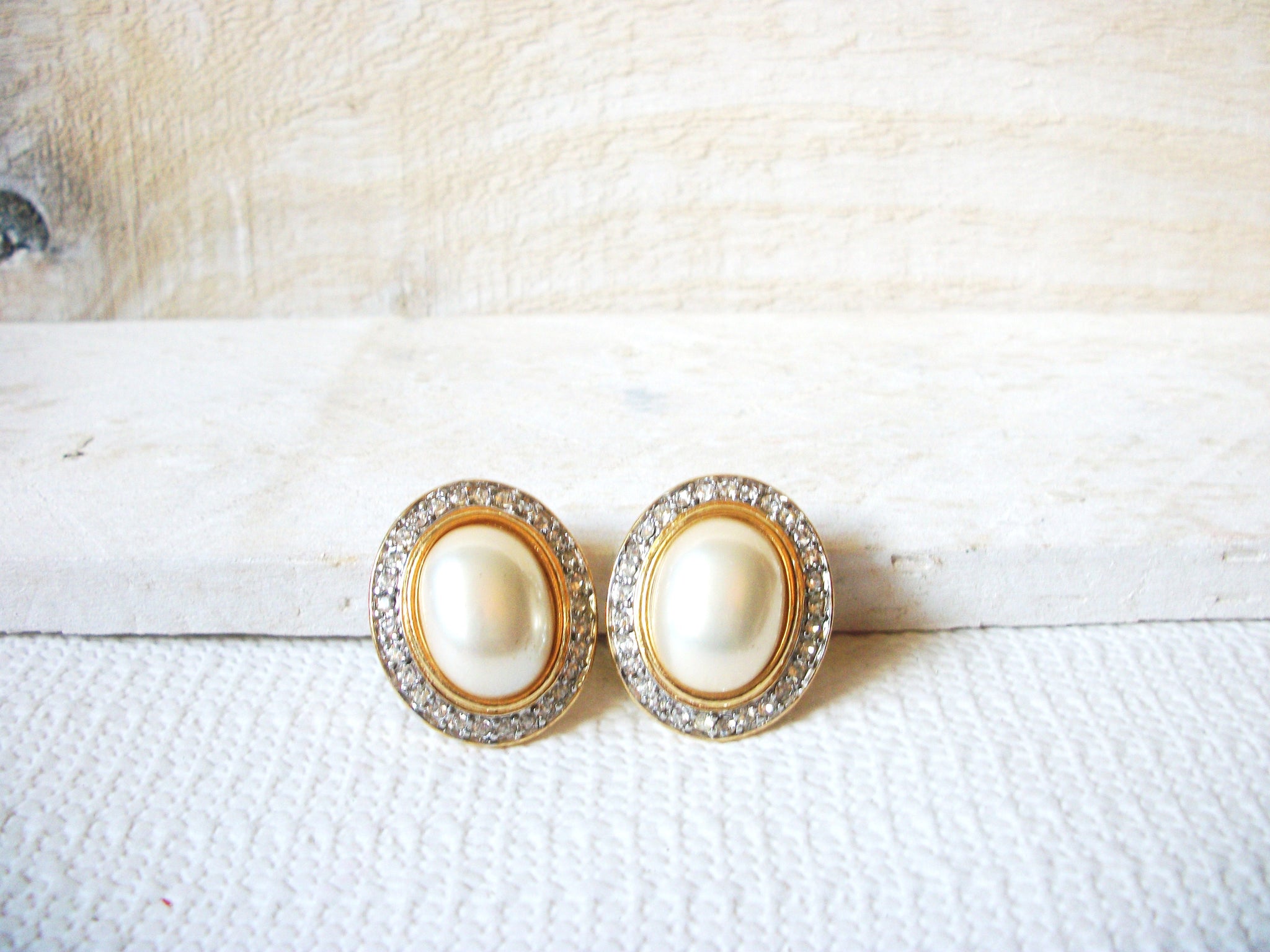 Retro Rhinestones Faux Pearl Earrings 60320