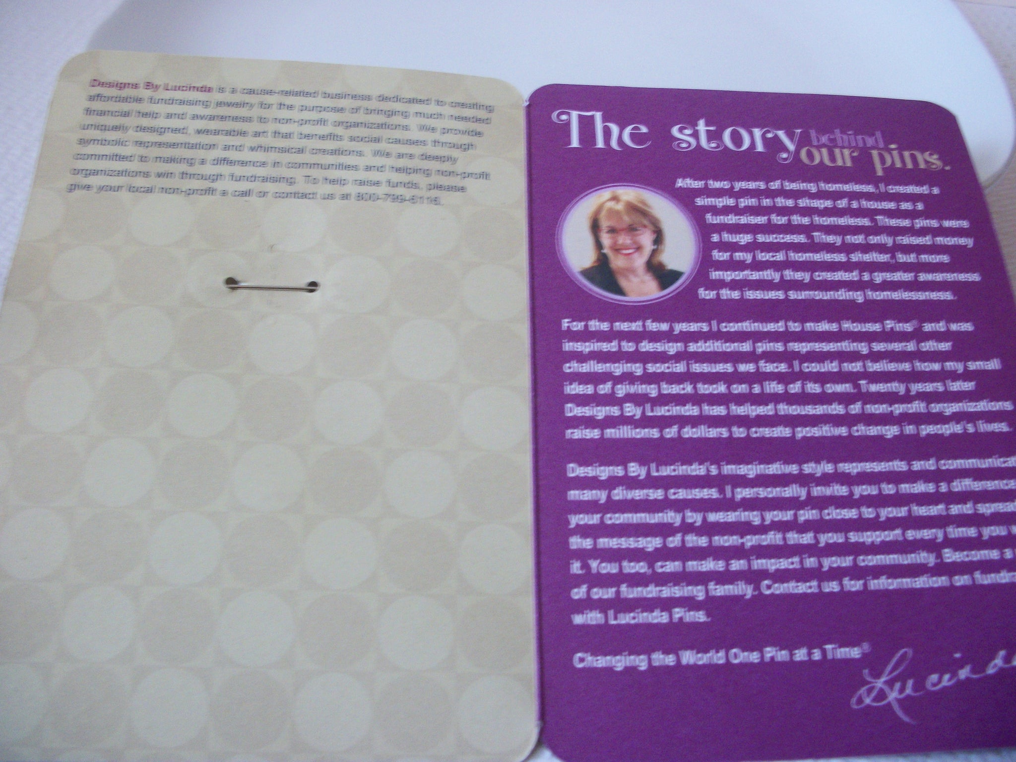 Designs By Lucinda, Maple Leaf House Pins 40720