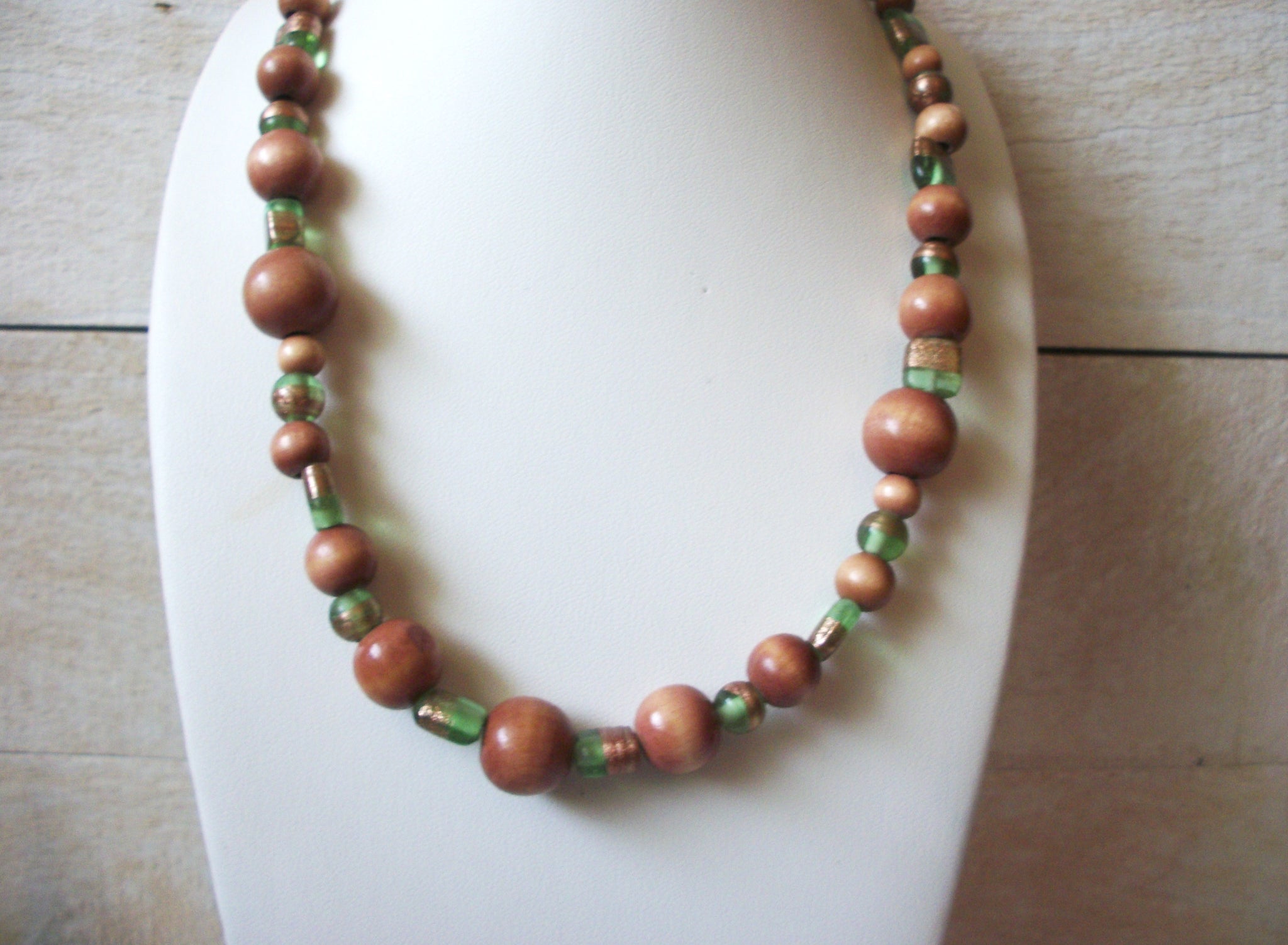 Vintage Glass Wood Necklace 60420