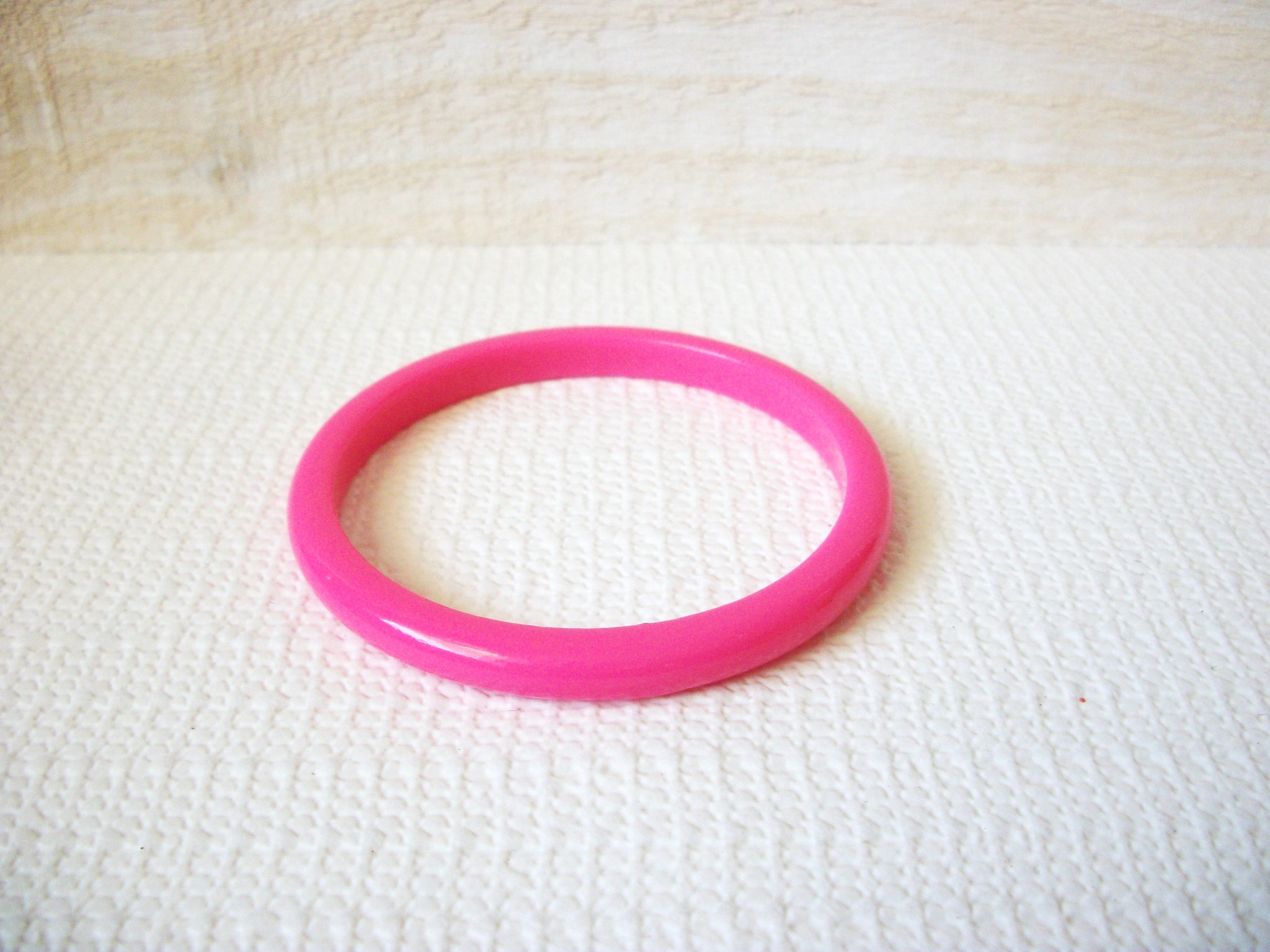 Retro Hot Pink Bangle Bracelet 60420