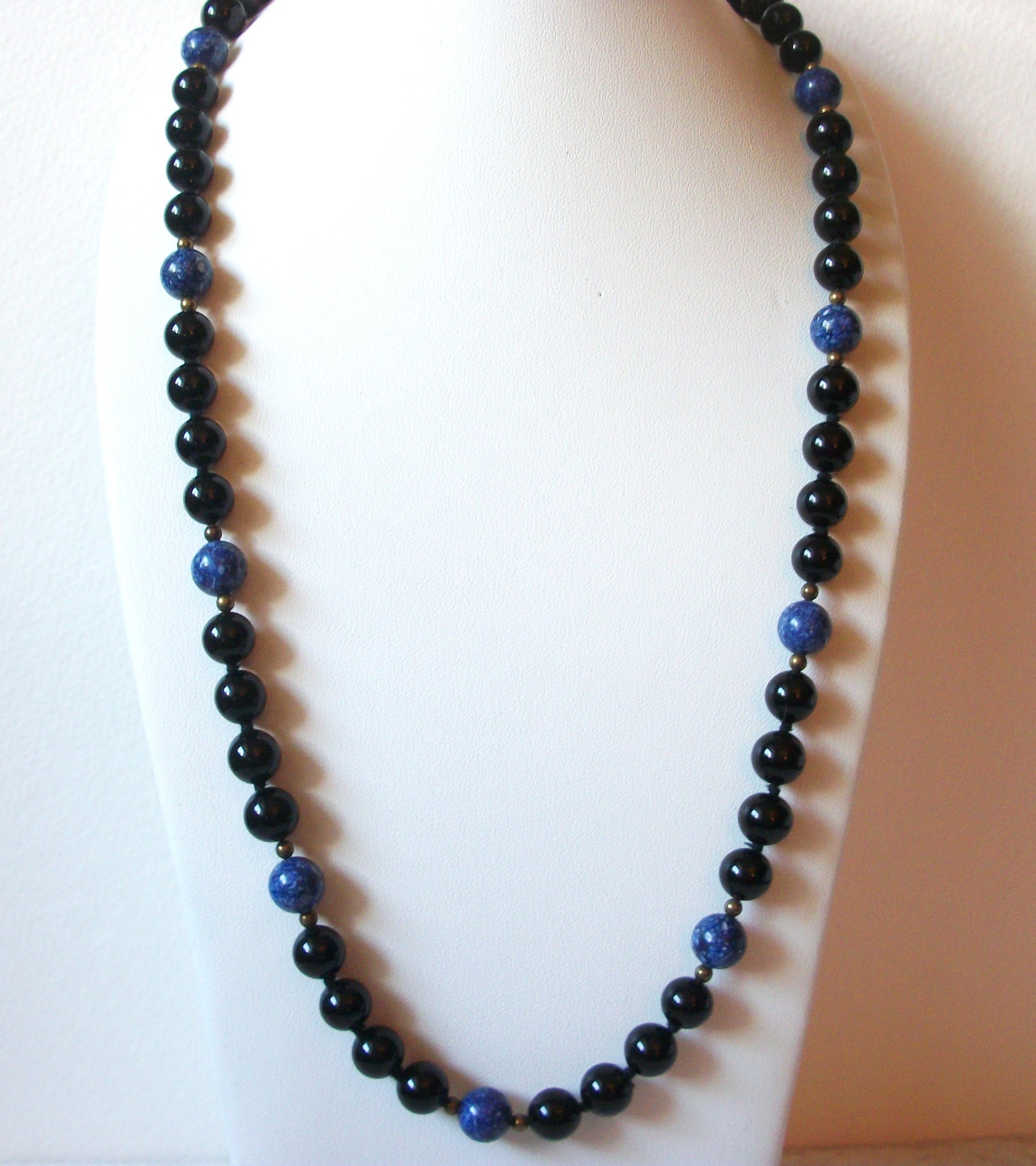 Vintage Black Onyx Blue Lapis Necklace 60620
