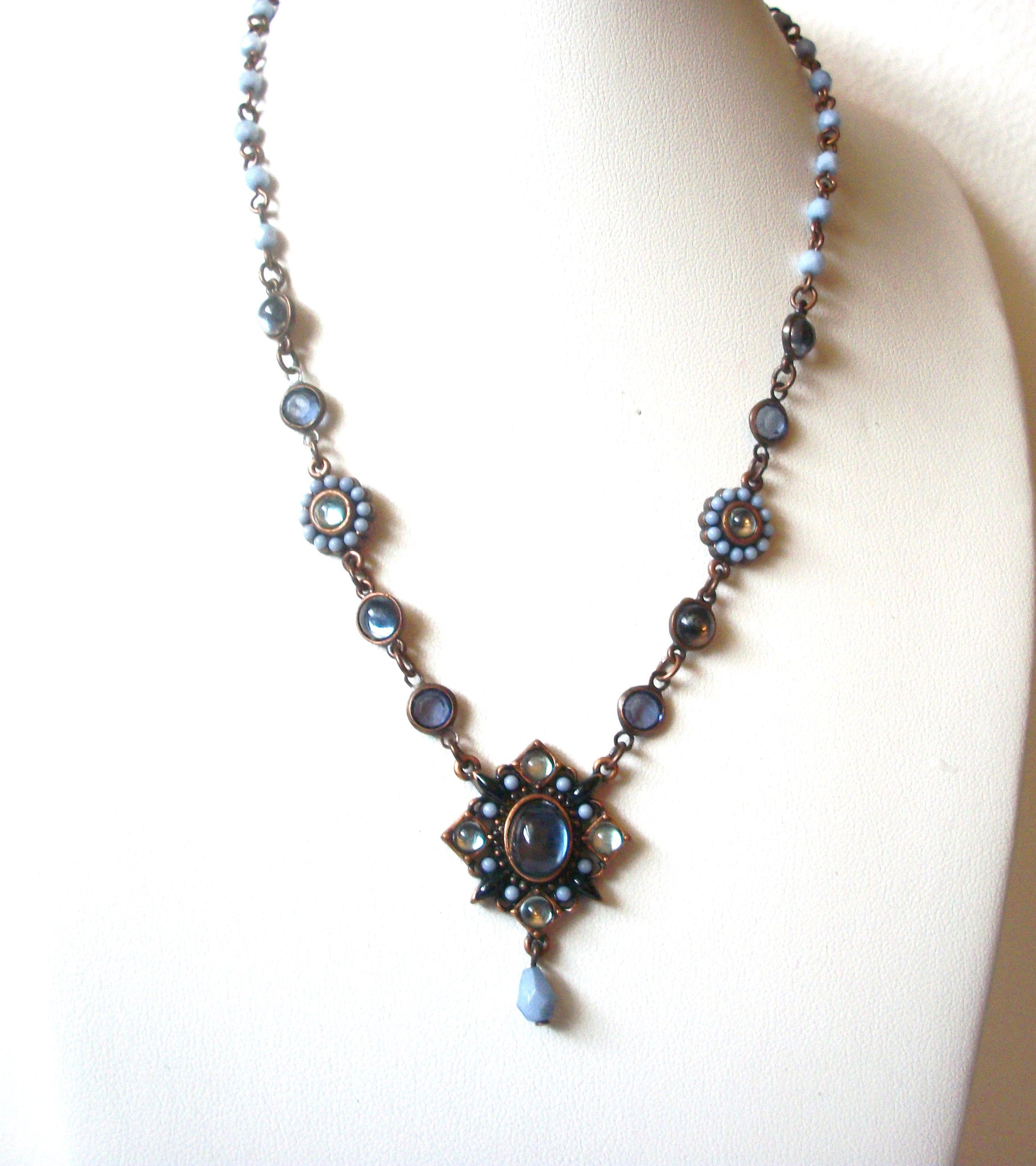 Vintage AVON Flower Copper Necklace 121120