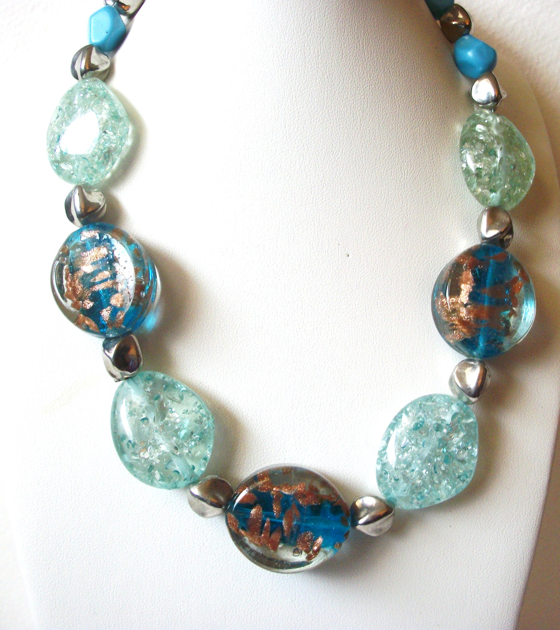 Art Glass Lucite Beaded Chunky Necklace 121220