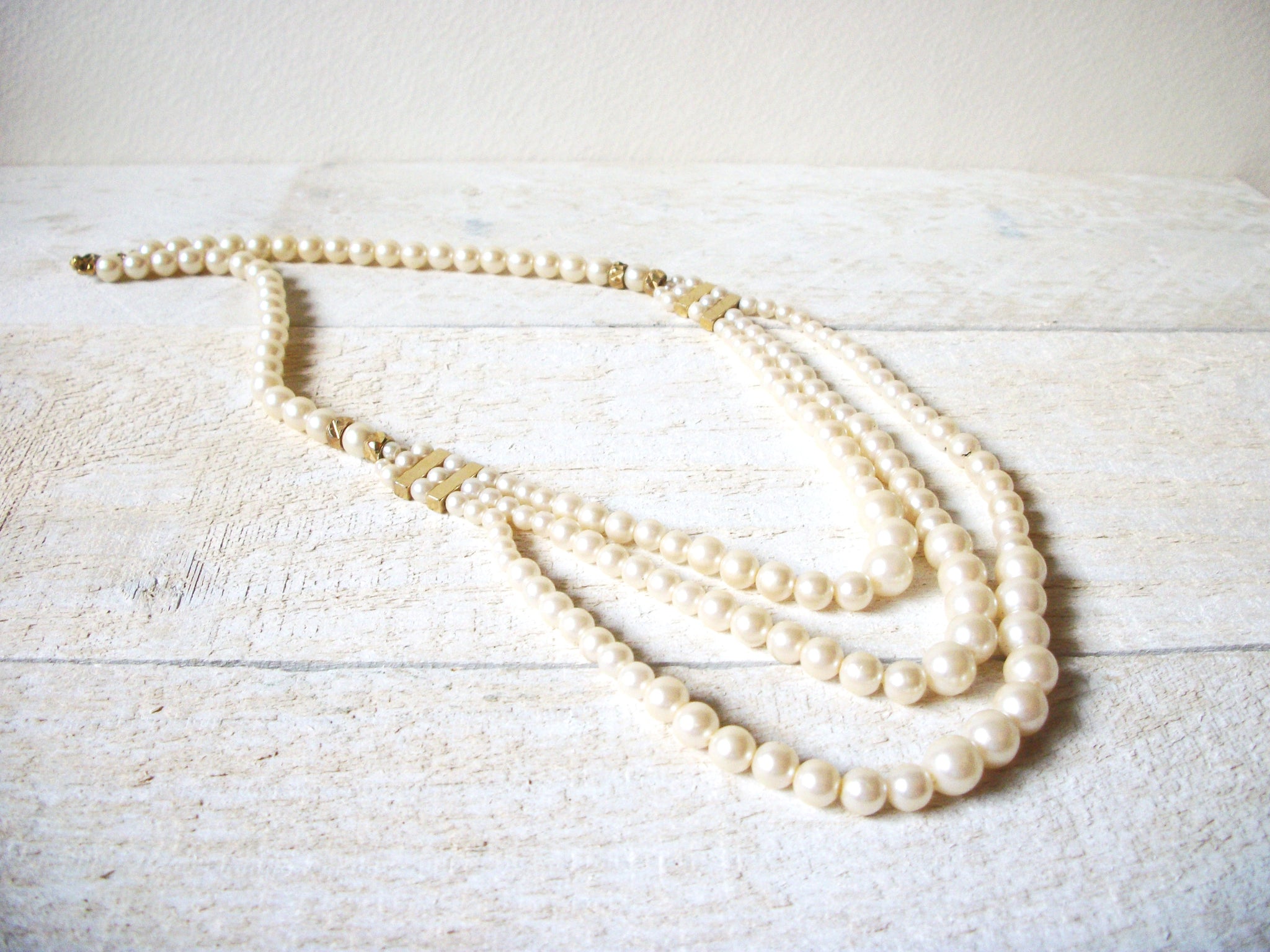 Vintage Faux Pearl Necklace 60720