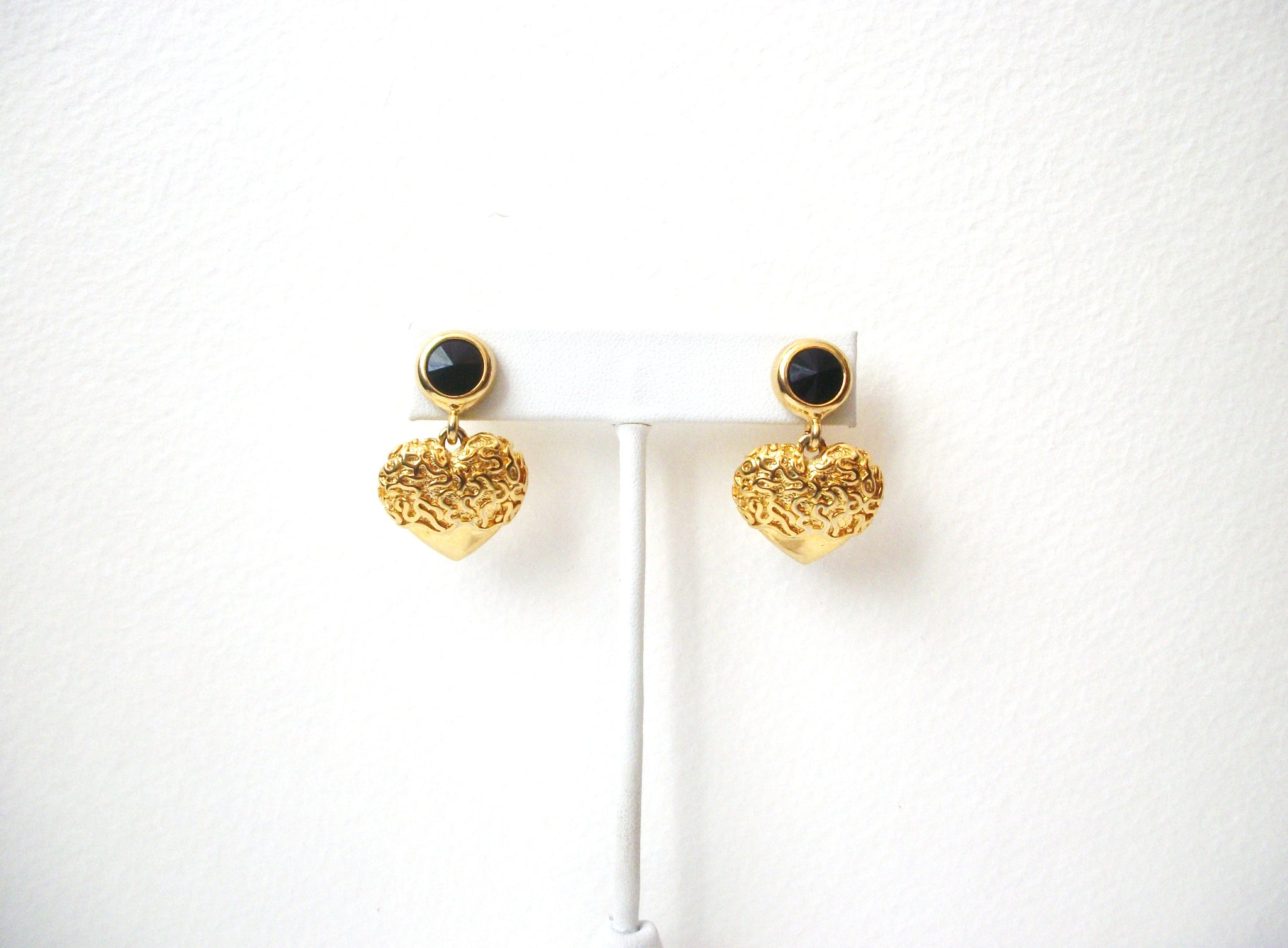 Vintage Gold Toned Black Heart Earrings 121820