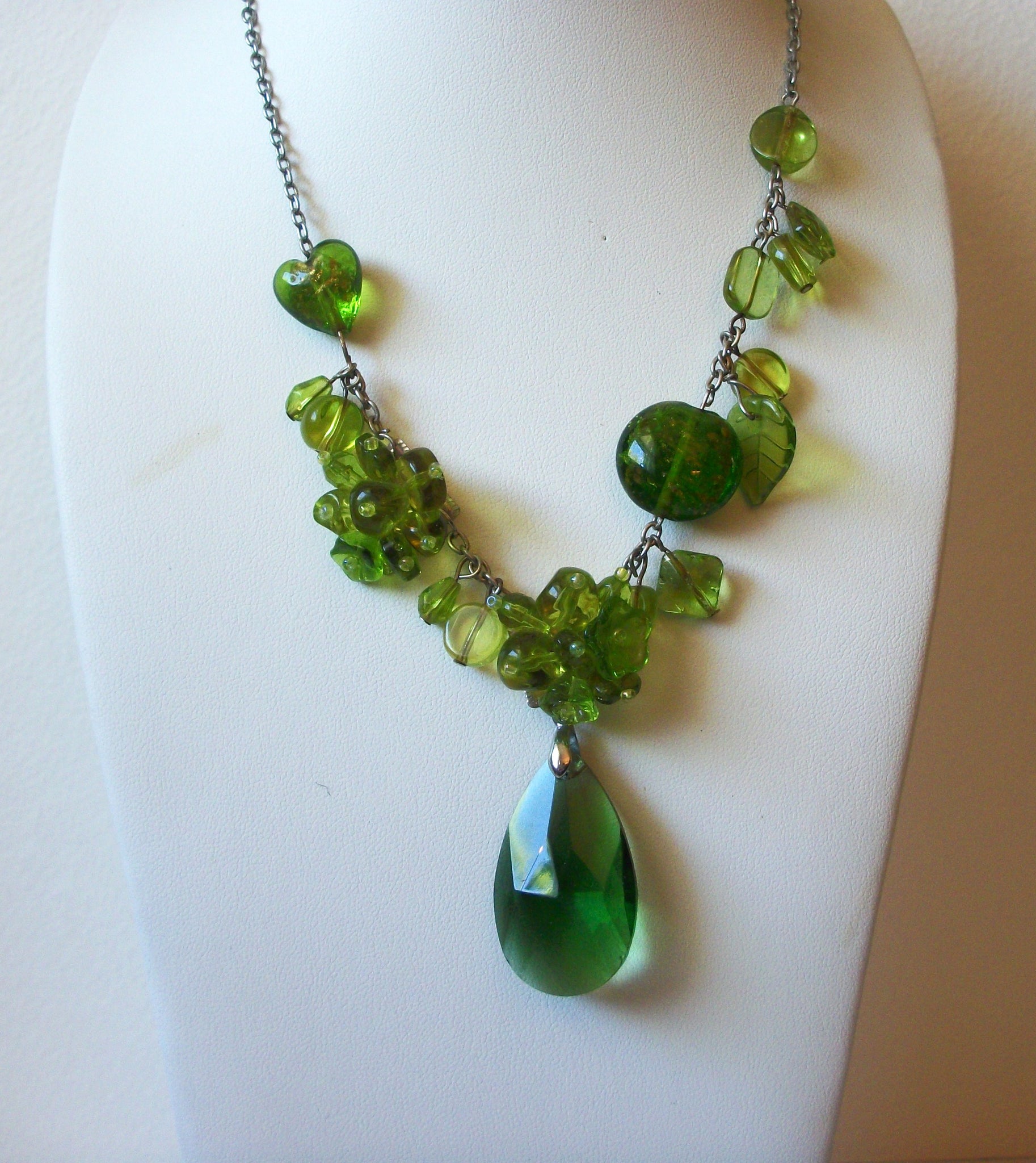 Retro Green Garden Vine Necklace 61320