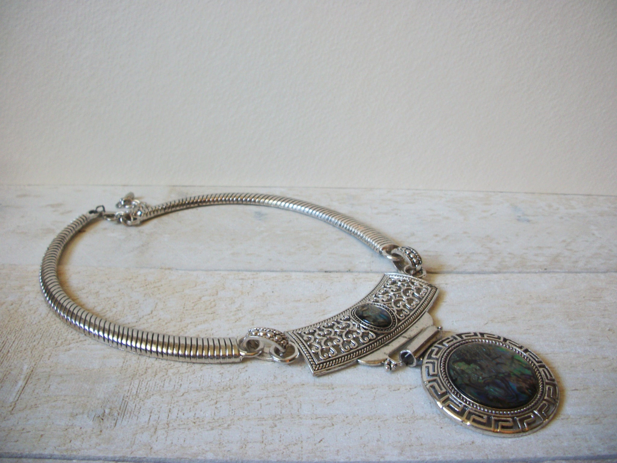 Retro Mad Woman Abalone Shell Pendant Necklace 61320