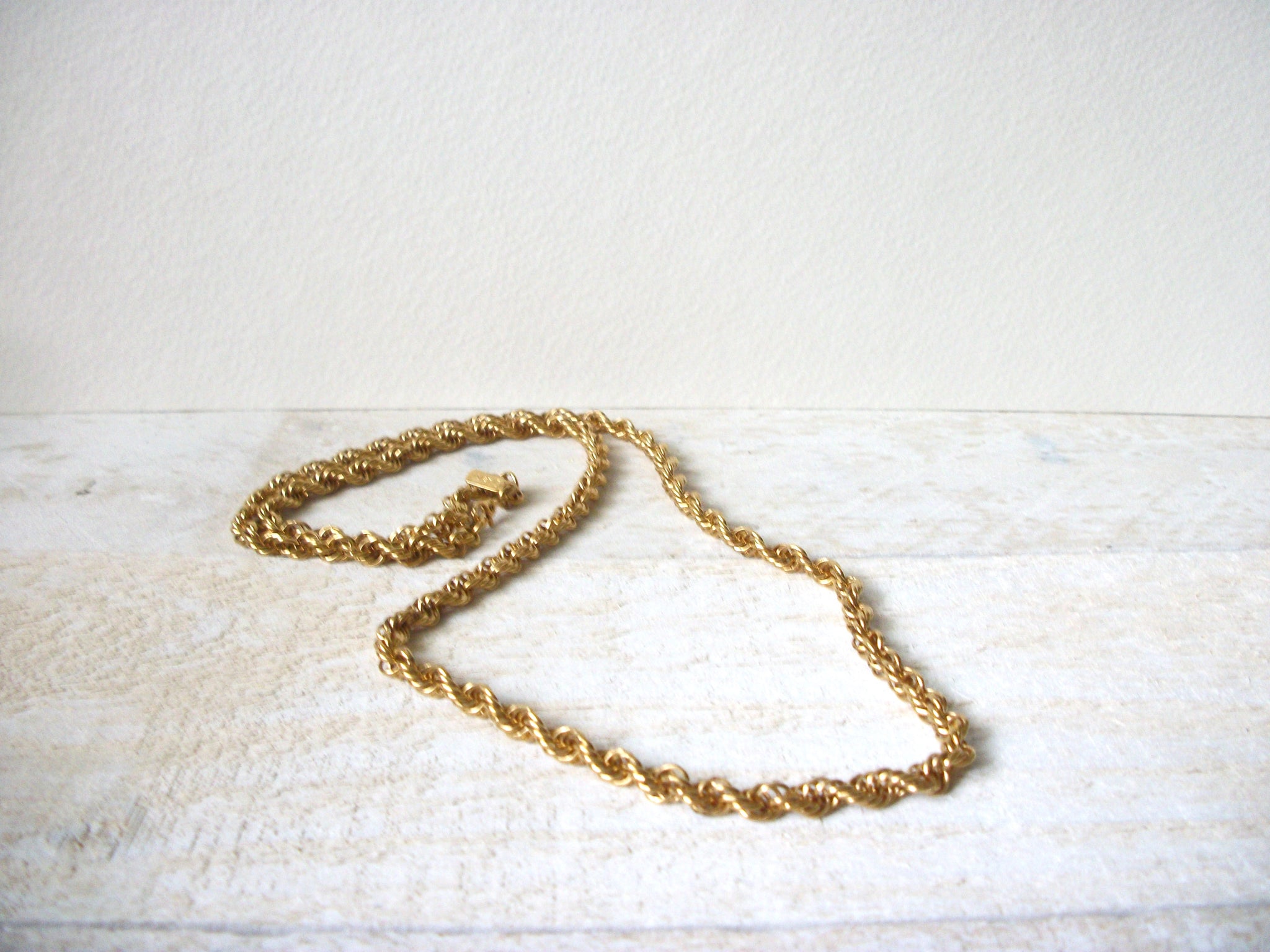 MONET Vintage Gold Toned Necklace 61720