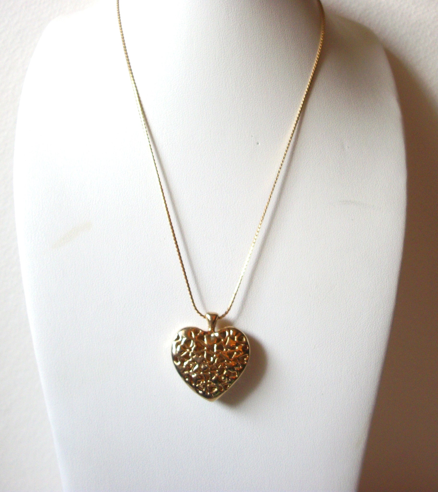 Vintage Heart Necklace 62320