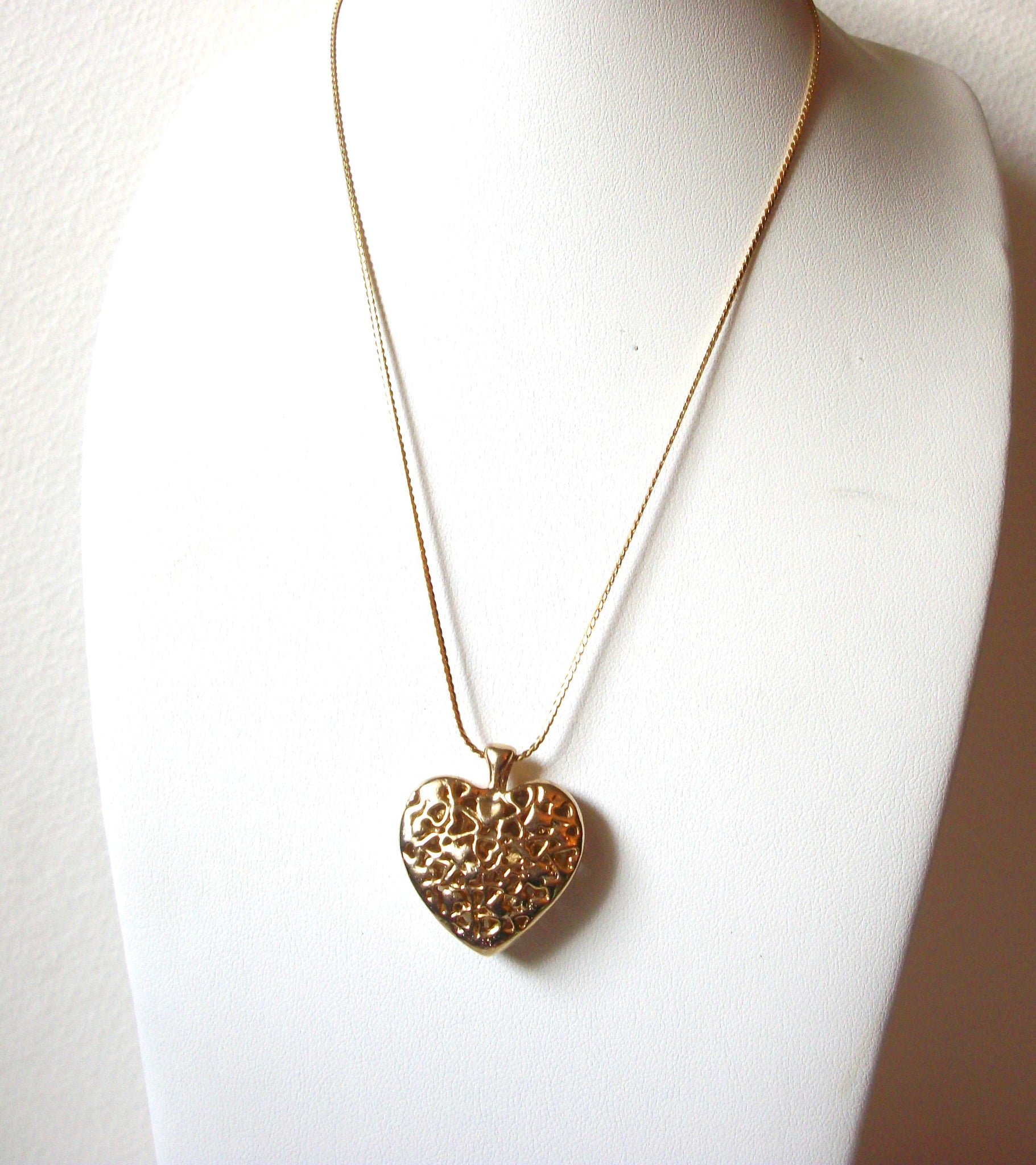 Vintage Heart Necklace 62320