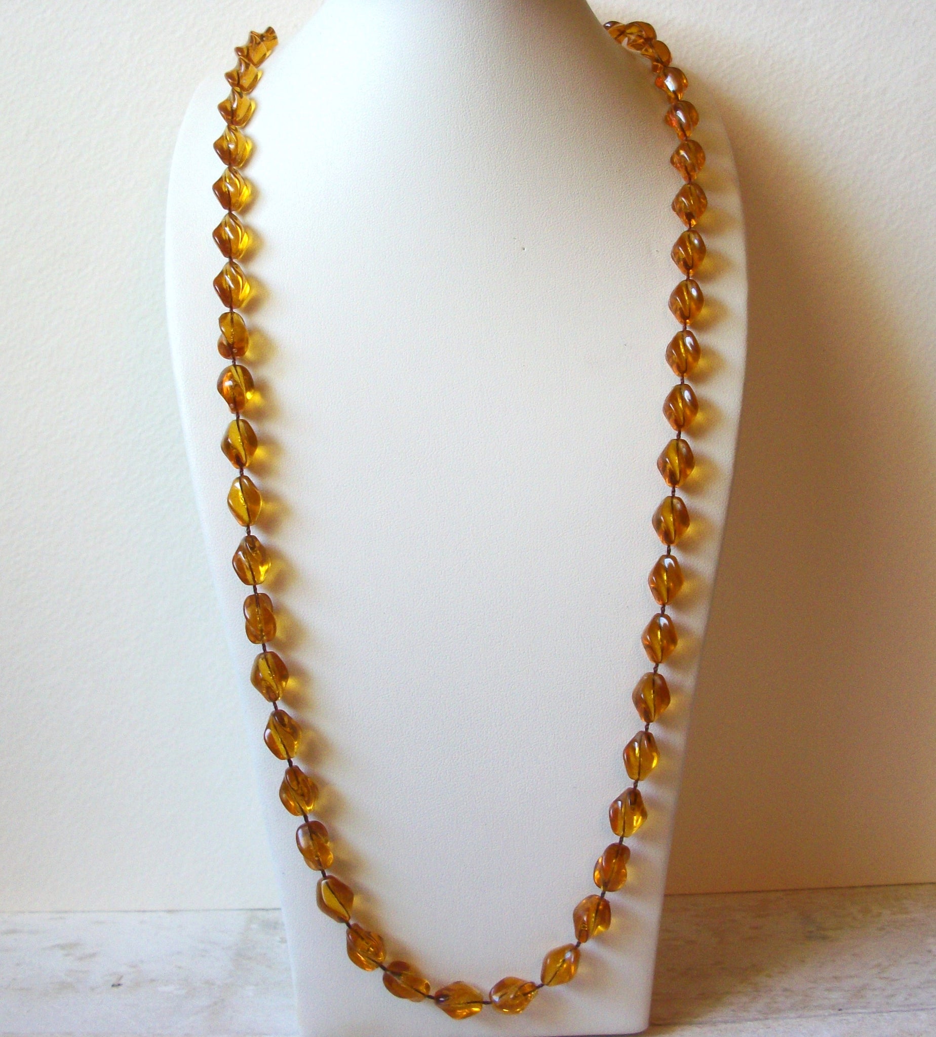 Vintage Amber Golden Necklace 61620