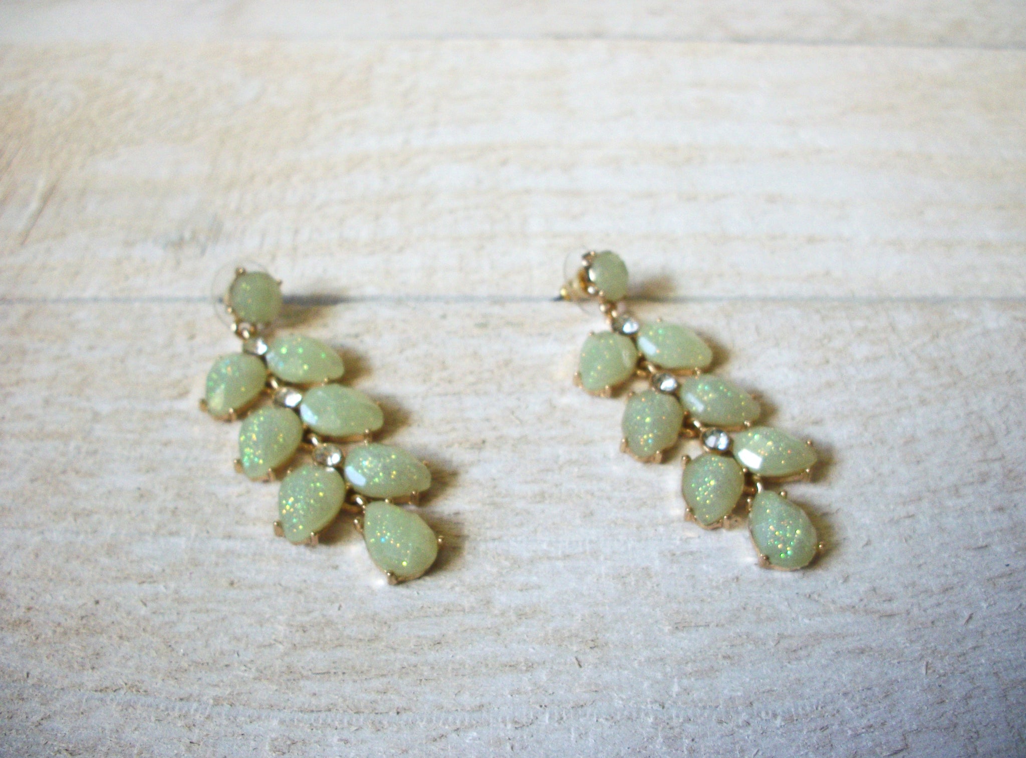 Retro Pale Mint Glitter Earrings 61020