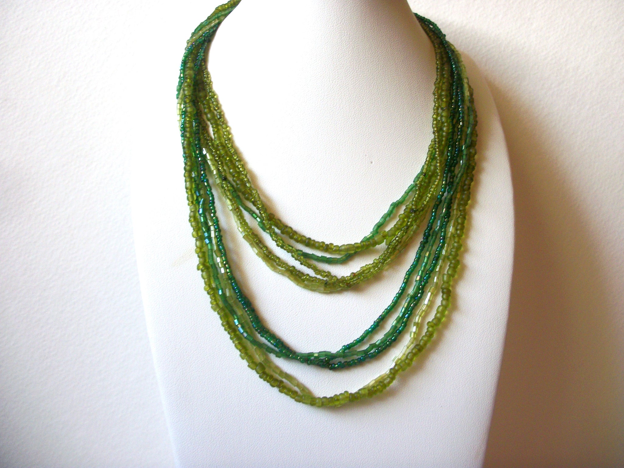 Vintage Green Glass Beads Necklace 62020