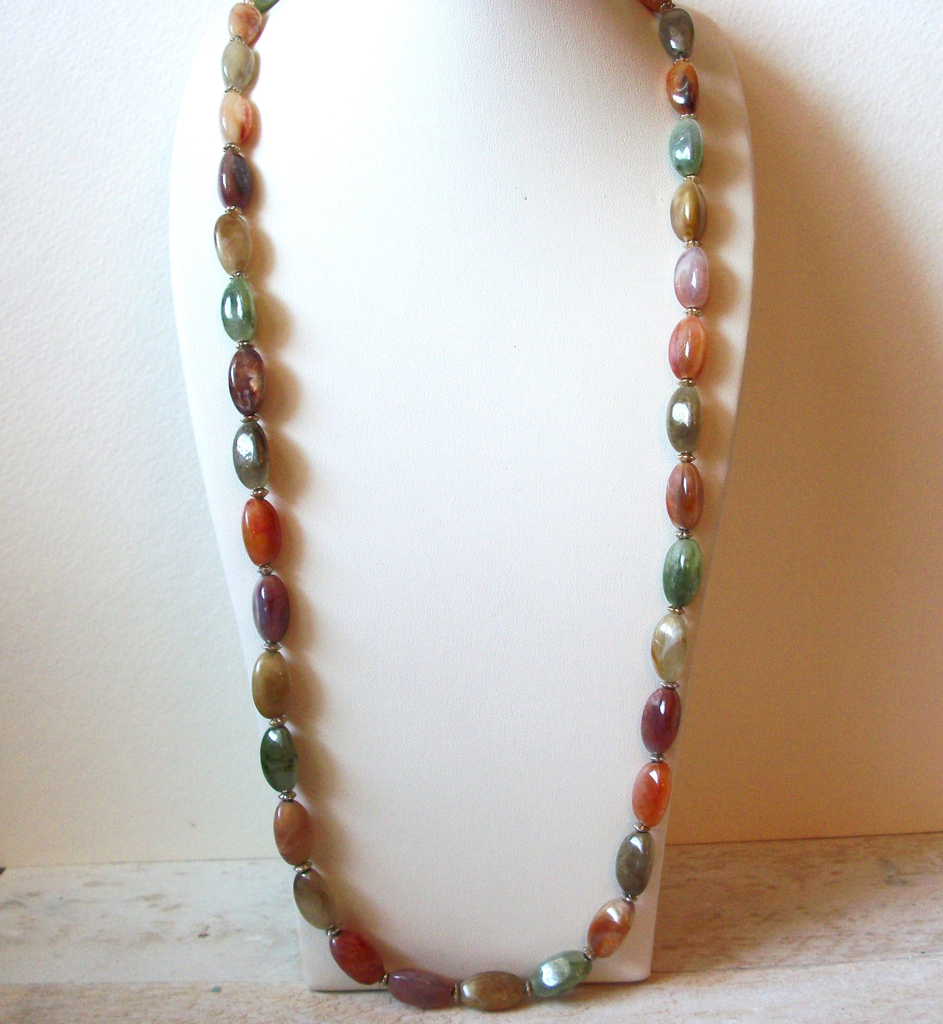 Vintage 36 Inch Lucite Necklace 62620