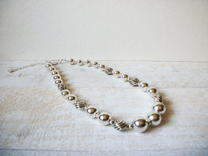 Retro Silver Toned Beads Necklace 62520