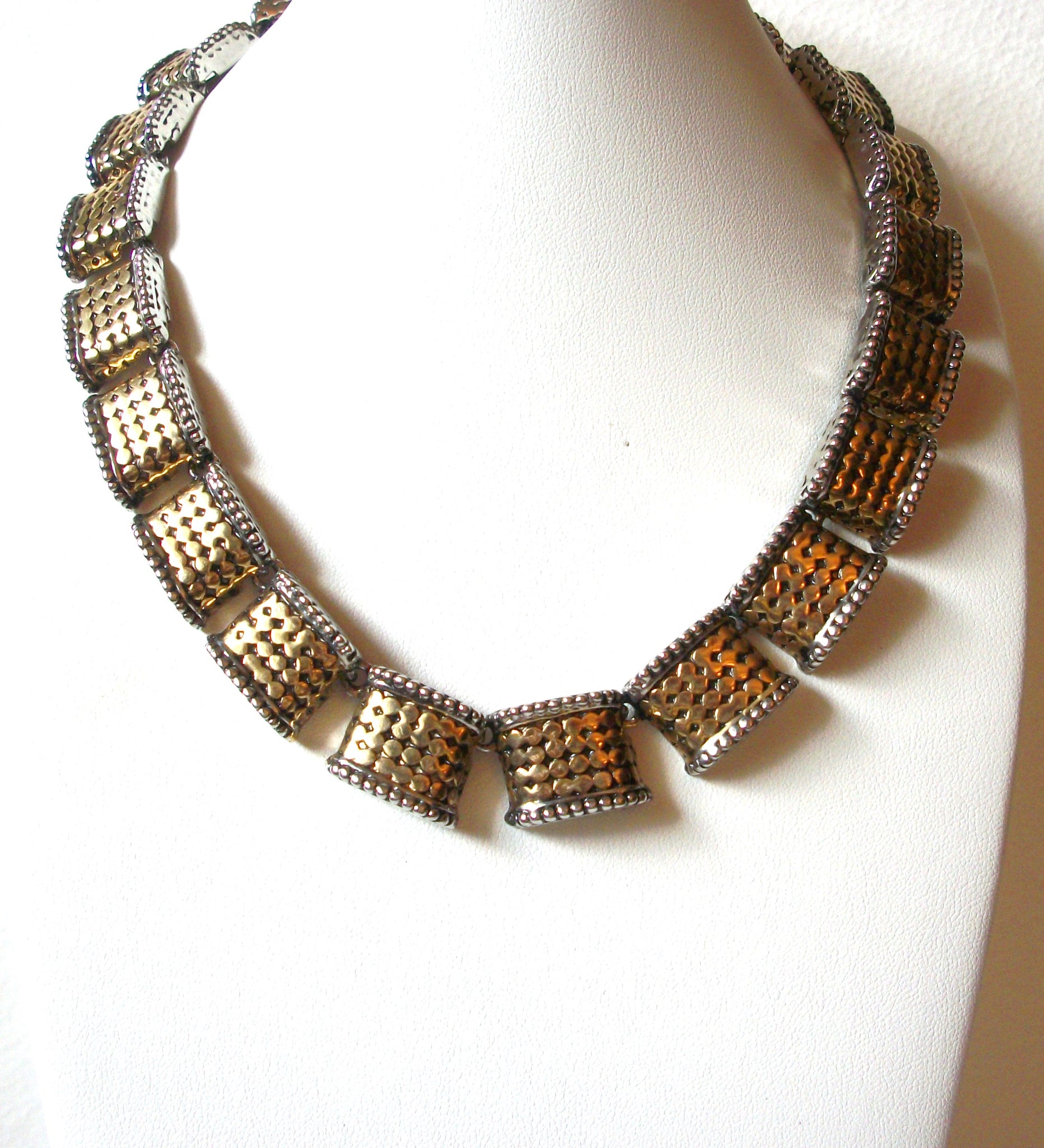Vintage 1970s Brutalism Necklace 63020