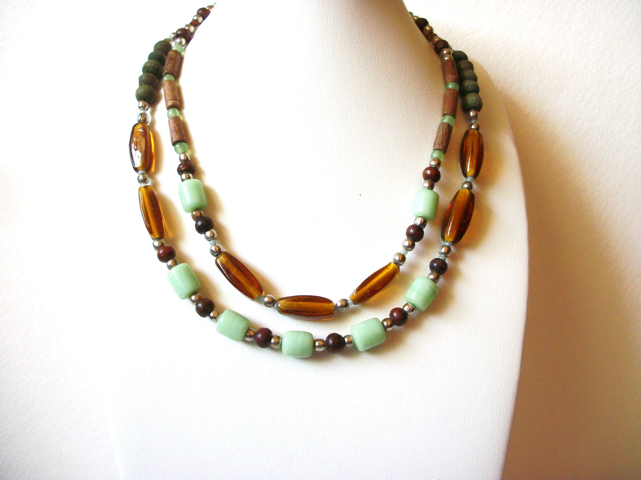 Vintage Brown Mint Green Glass Beads Necklace 61720