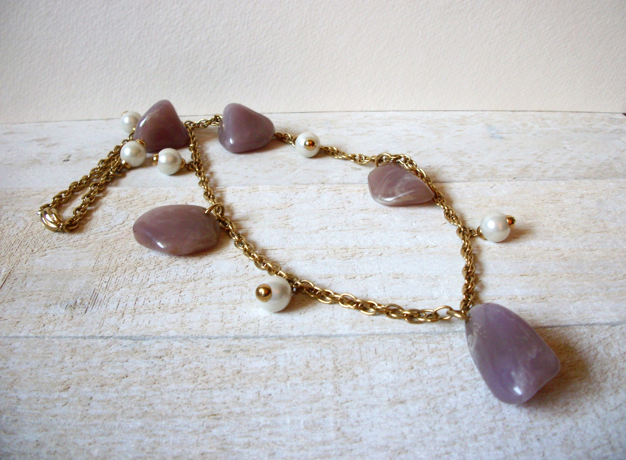 Vintage Lucite Pearls Necklace 61920