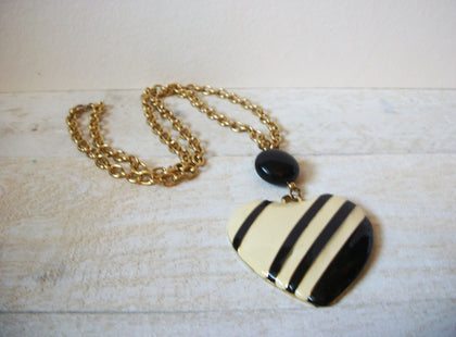 Retro 1970s Black Beige Heart Necklace 62620