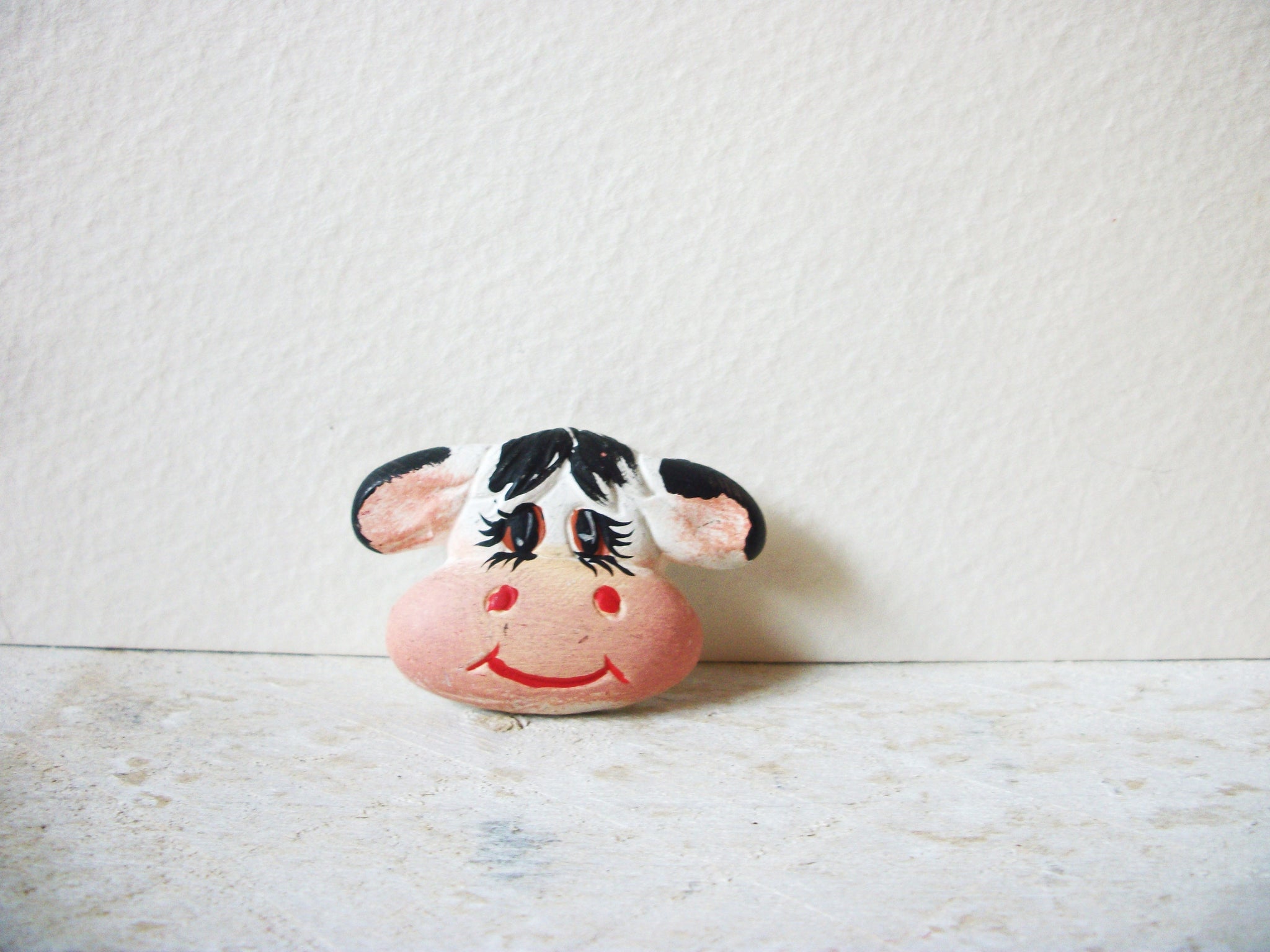 Vintage 1950s Ceramic Cow Brooch 62220
