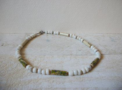 Vintage 1950s Forgetmenot Glass Necklace 61820