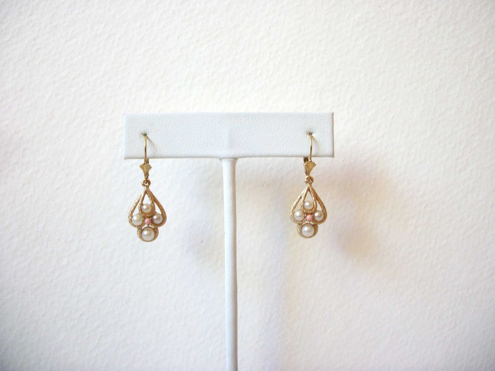 Vintage AVON Earrings 61620