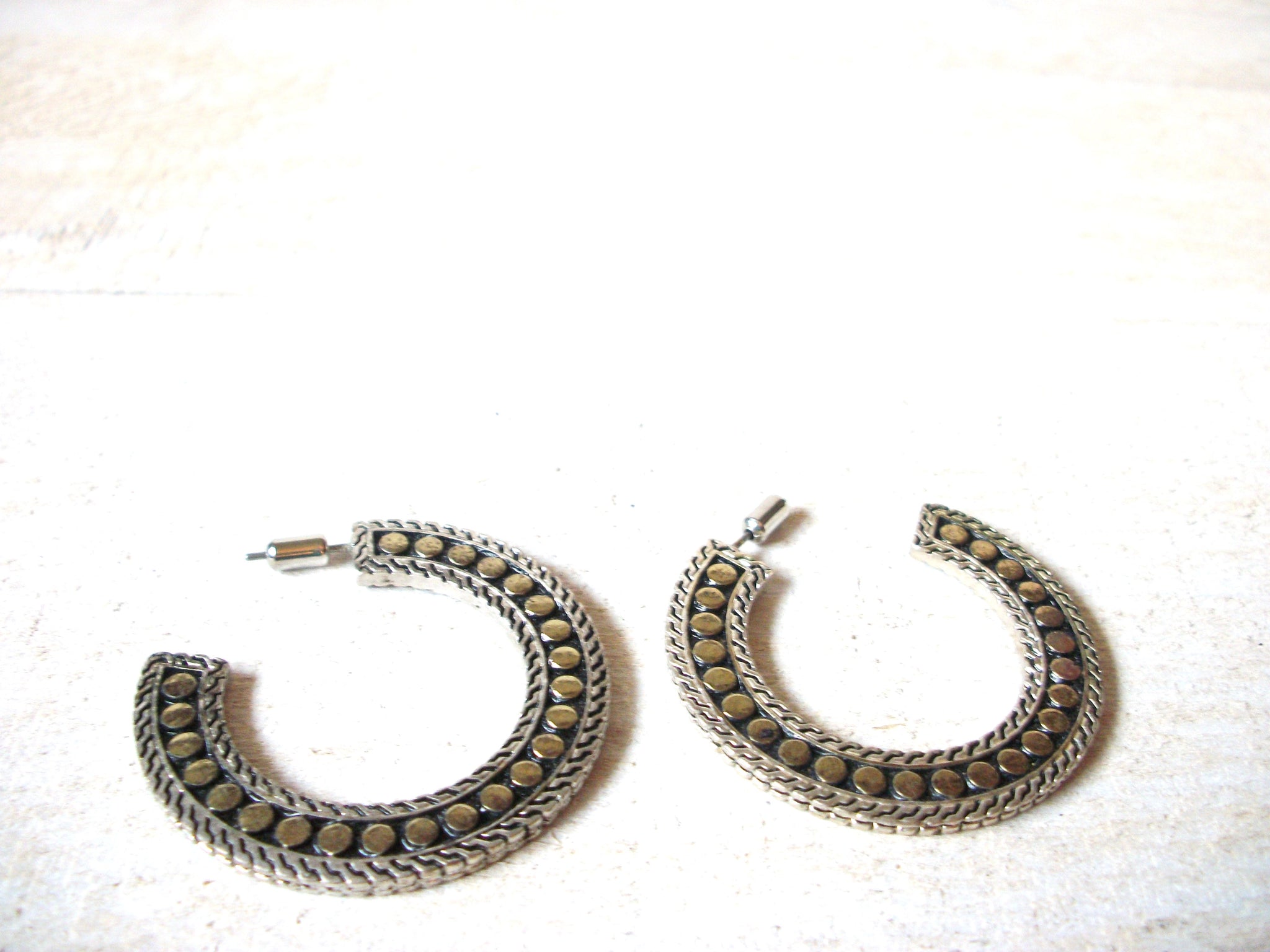 Retro Two Tone HoopEarrings 70320