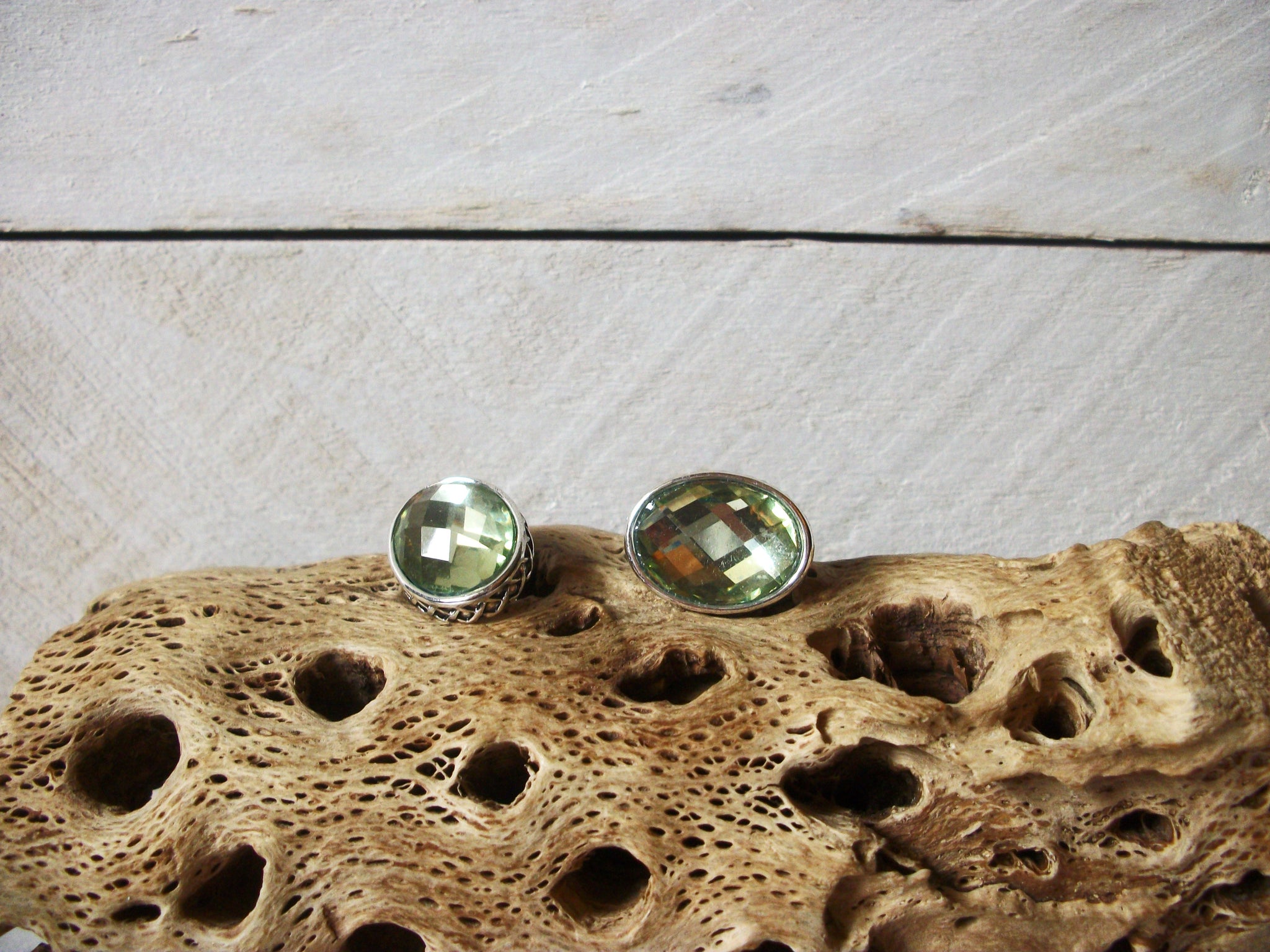 Retro Green Glass Earrings 70920