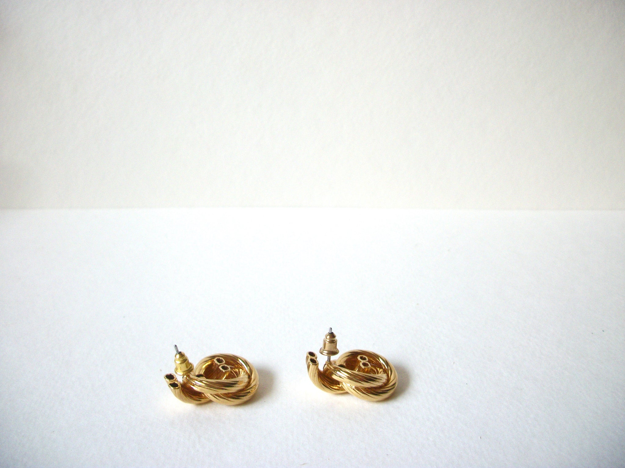 Vintage Knotted Earrings 70920