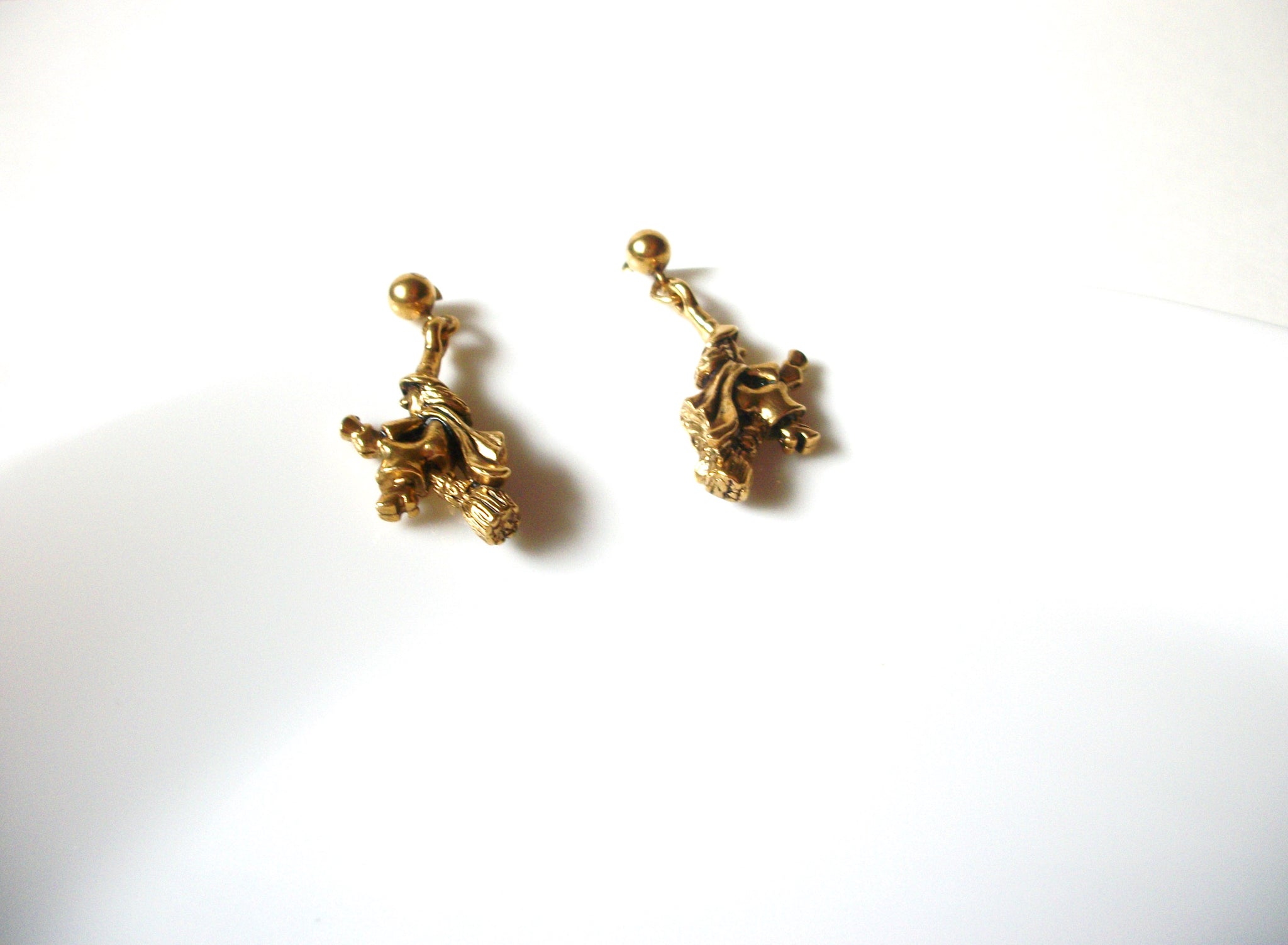 Vintage Witch Broomstick Earrings 71020