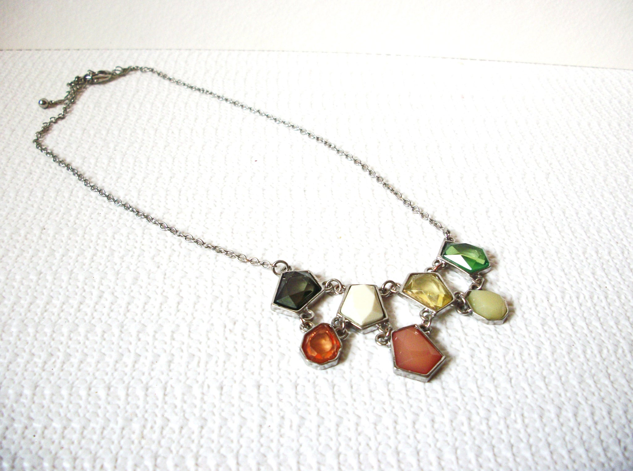 Retro Glass Necklace 101020