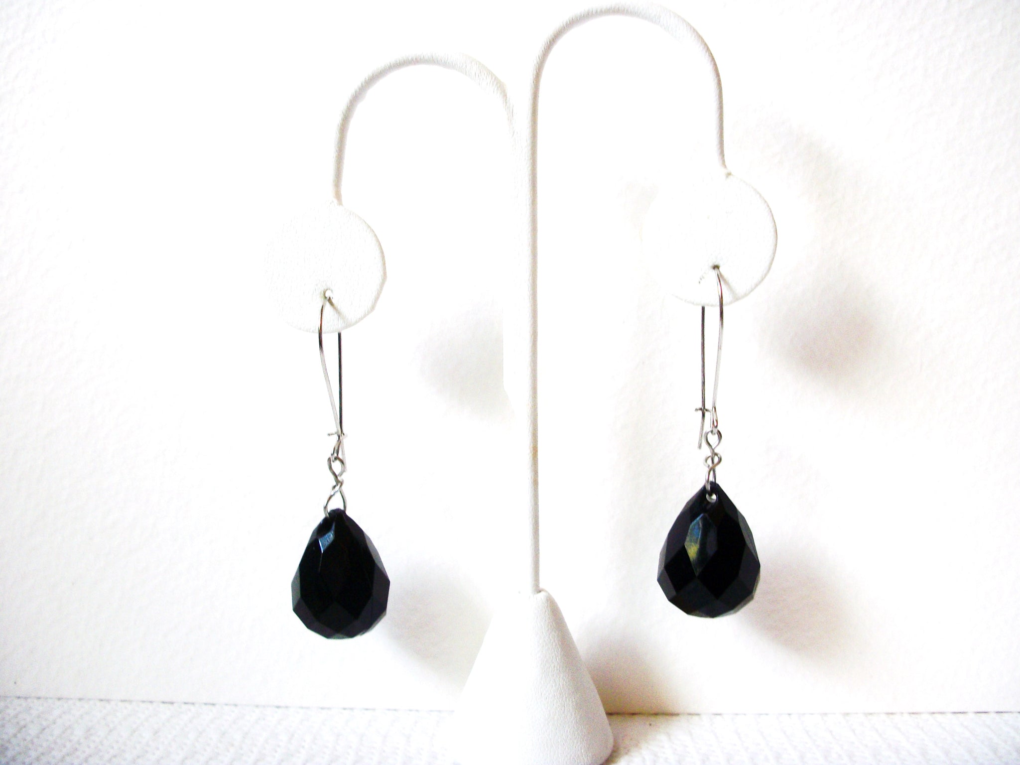 Retro Black Dangle Earrings 101120