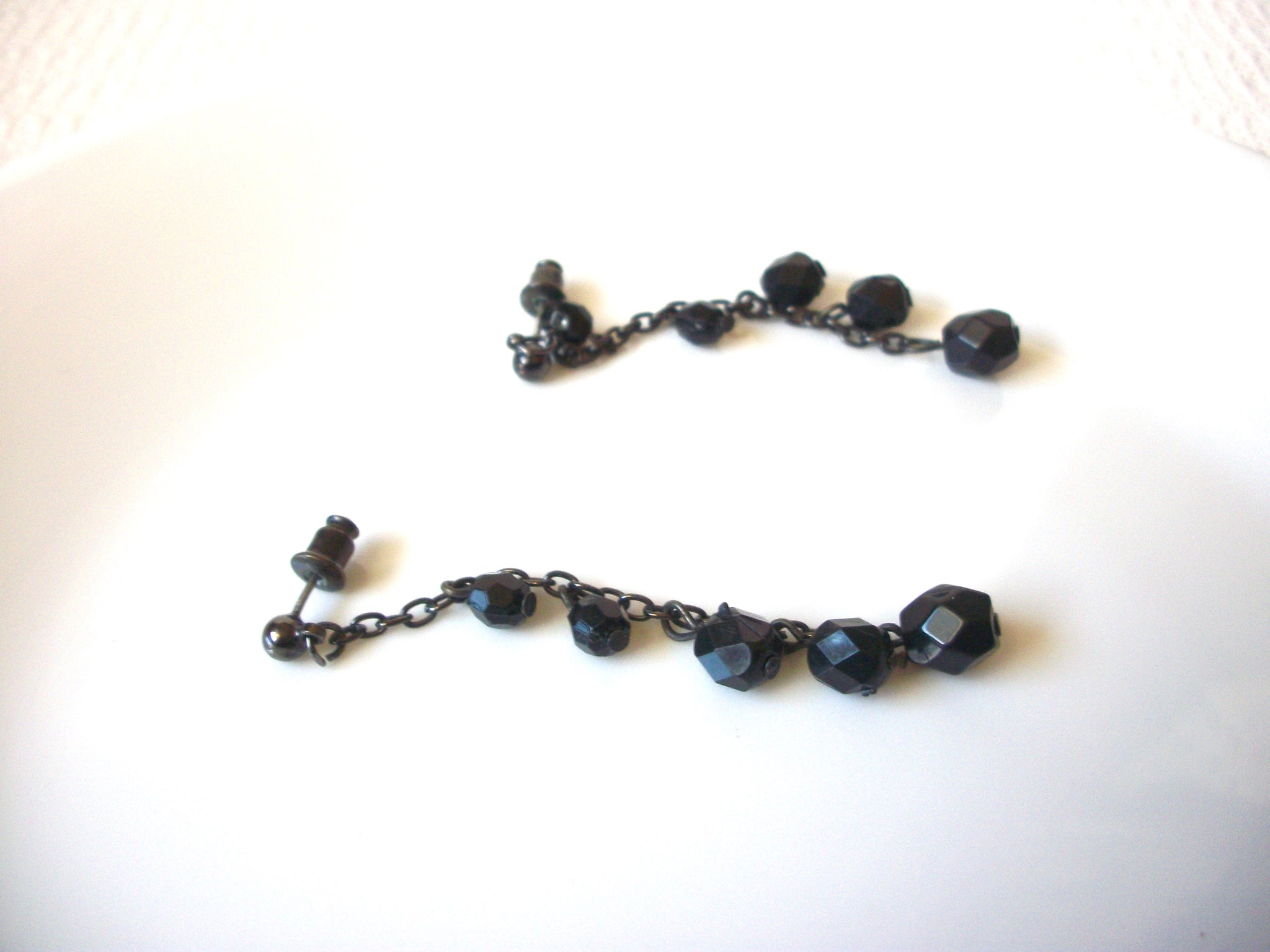 Retro Black Dangle Earrings 101120