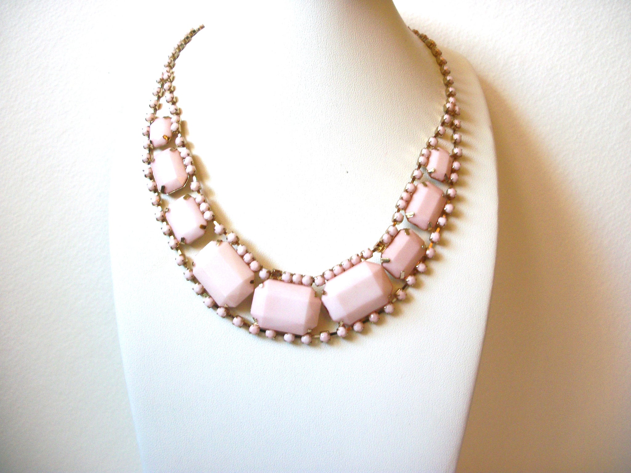 AS IS For Repair Pink Necklace 101420 REPAIR OR PARTS