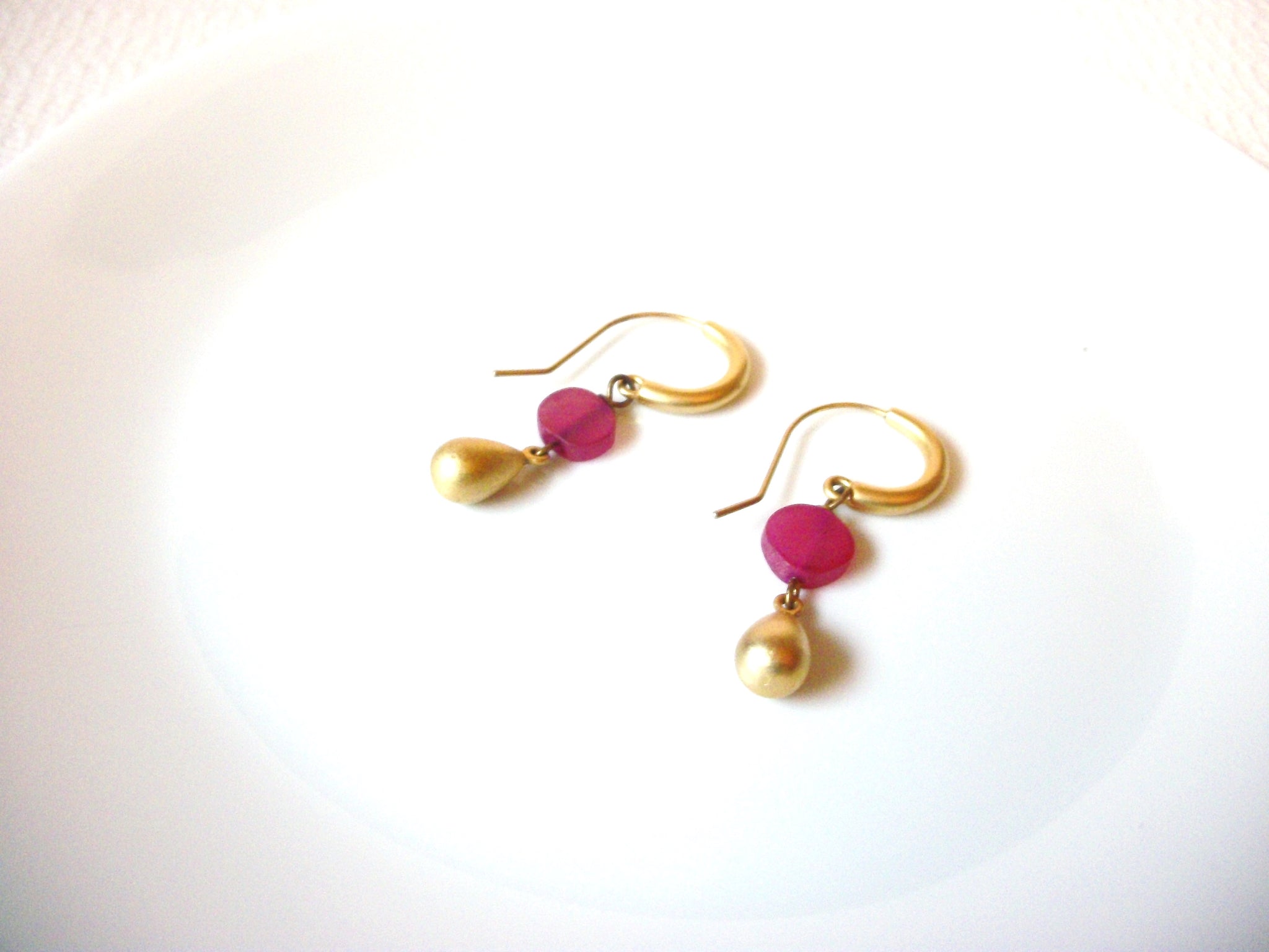 Vintage Dangle Glass Earrings 101620