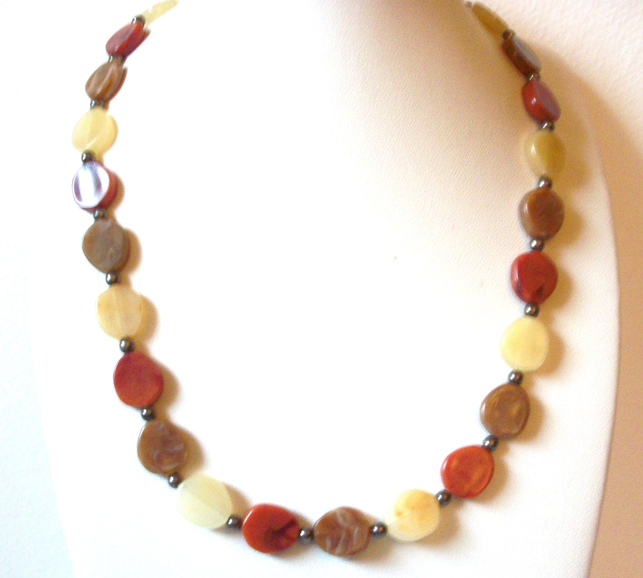 Retro Fall Color Stone Beads Necklace 101520