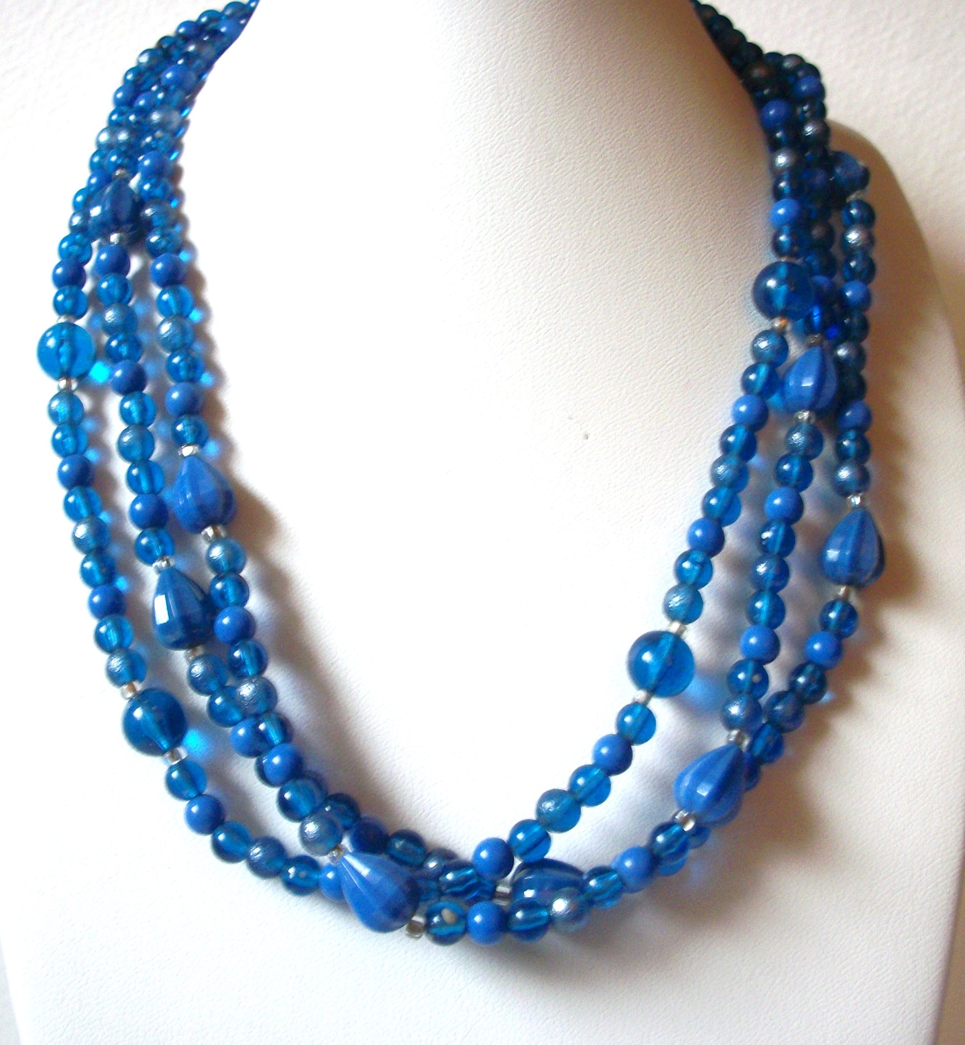 Retro Blue Glass Lucite Necklace 101620