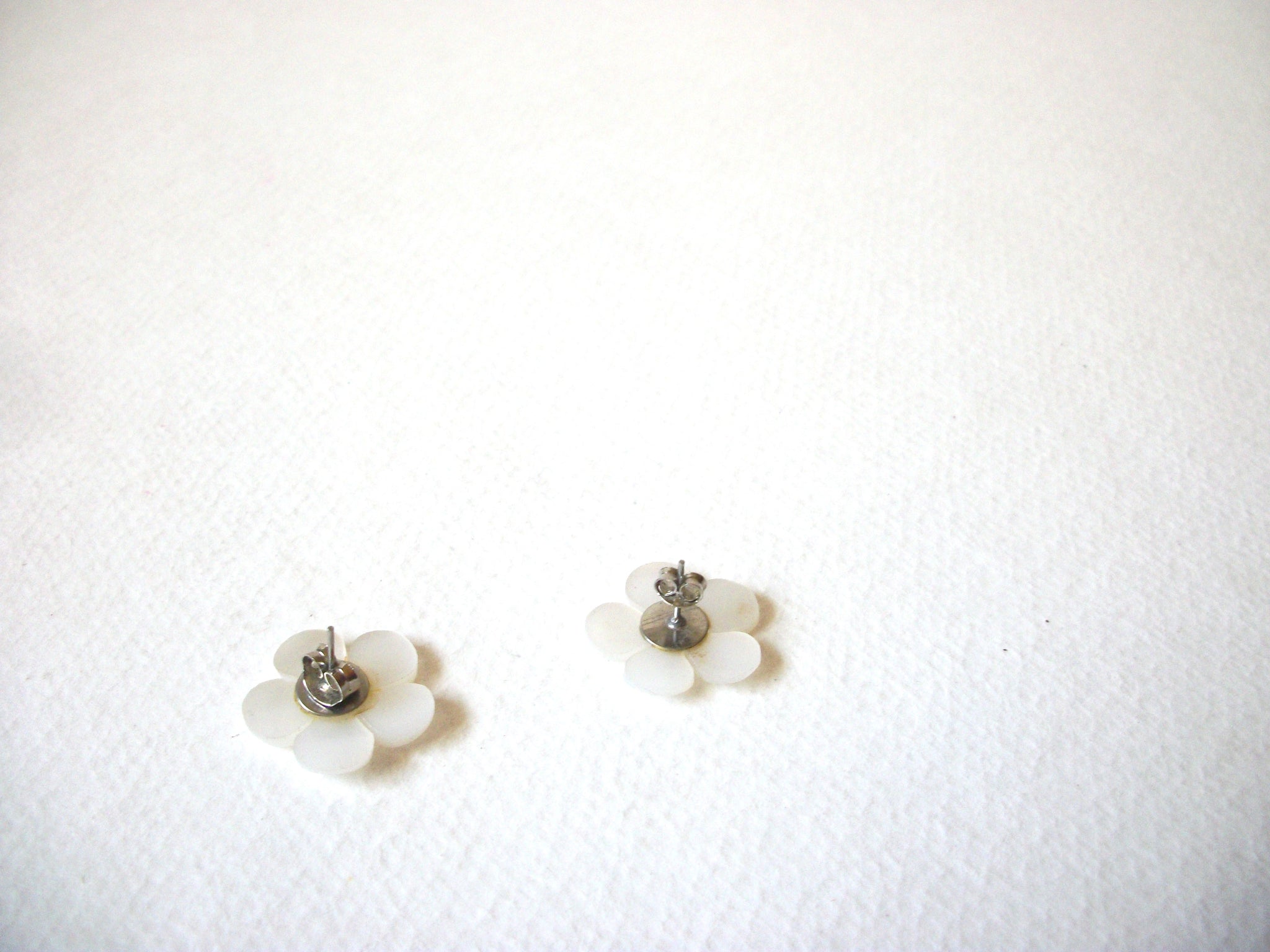 Vintage Mother Of Pearl Flower Earrings 71720
