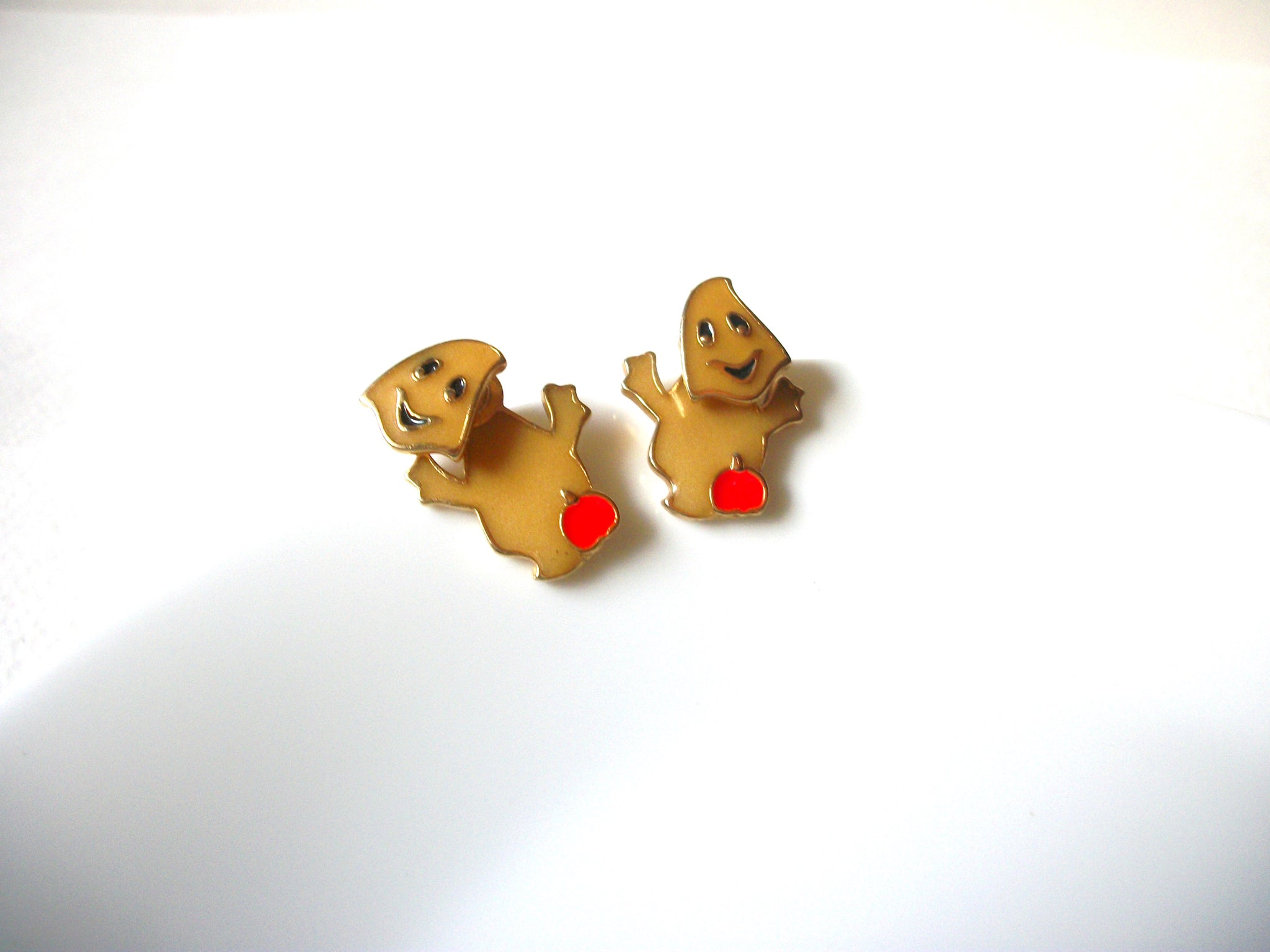 Vintage Enameled Ghost Halloween Earrings 71720
