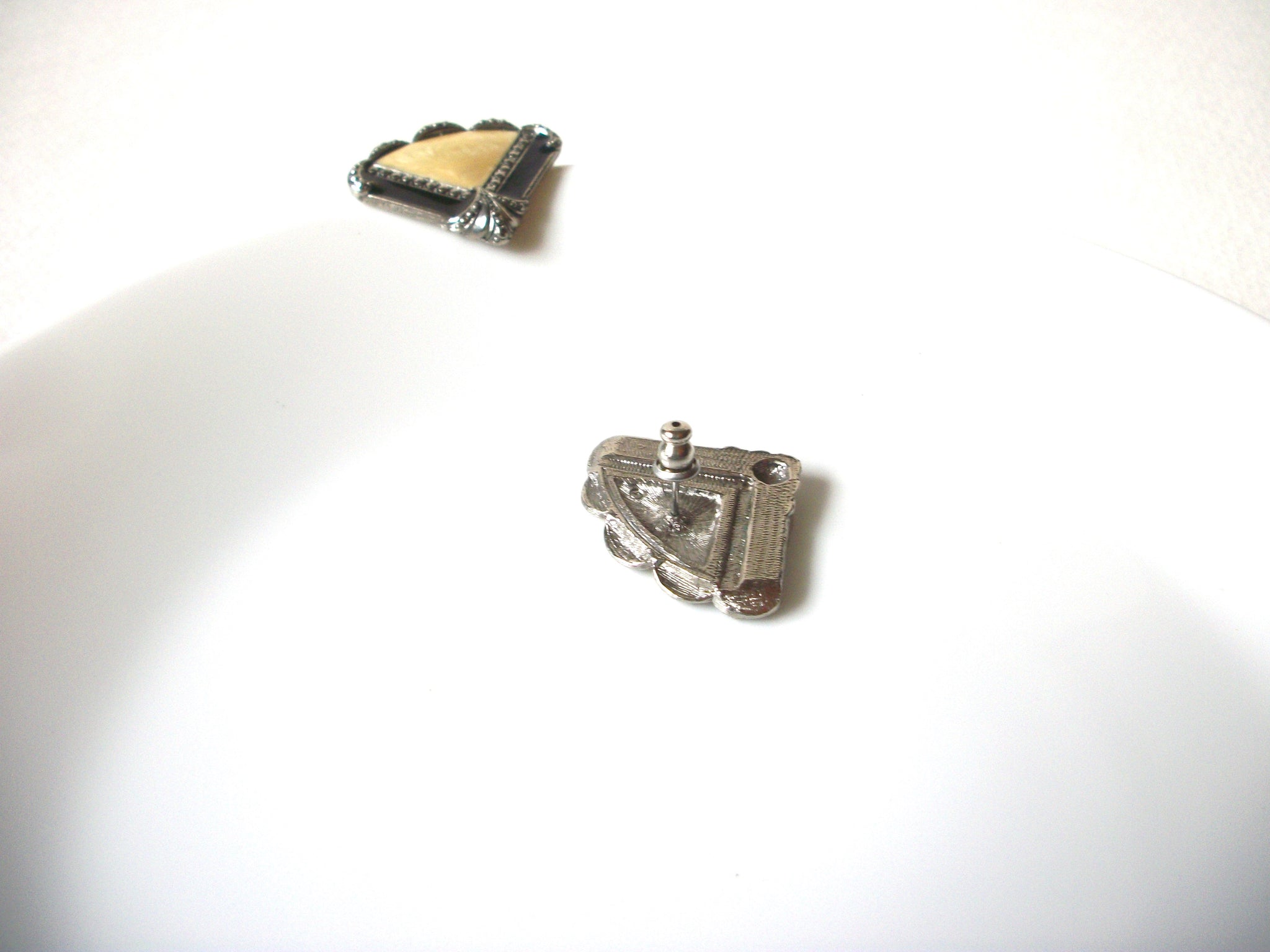 Vintage Black Gold Earrings 71720