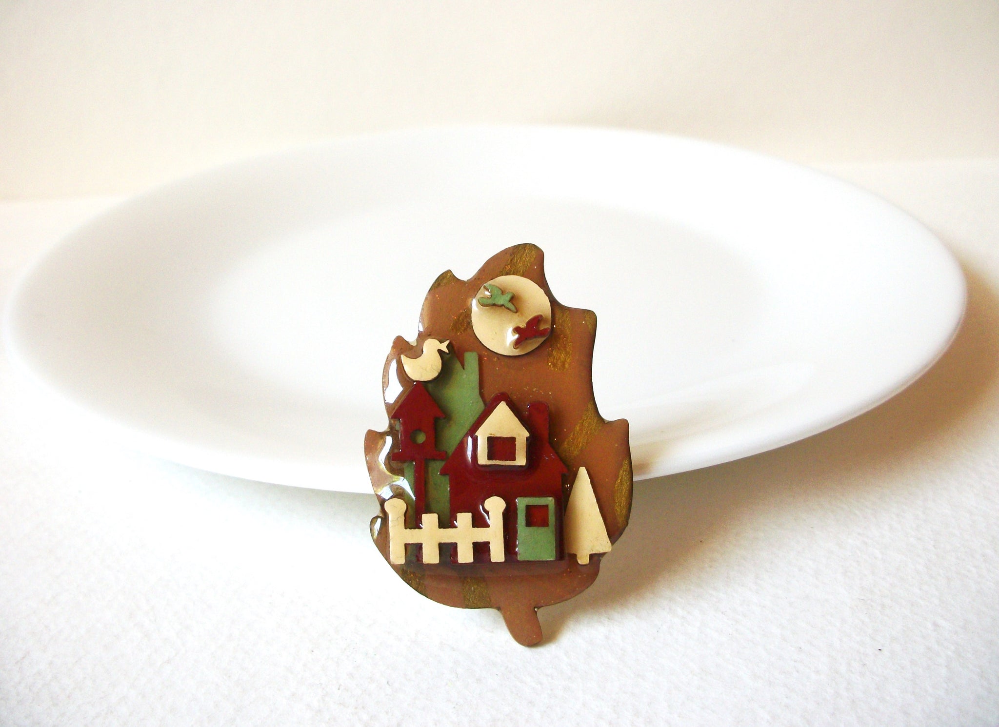 RARE LUCINDA House Pins, Maple Leaf Pins By Lucinda 71920