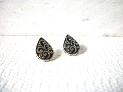 Smaller Damask Silver Black Stud Earrings 72820