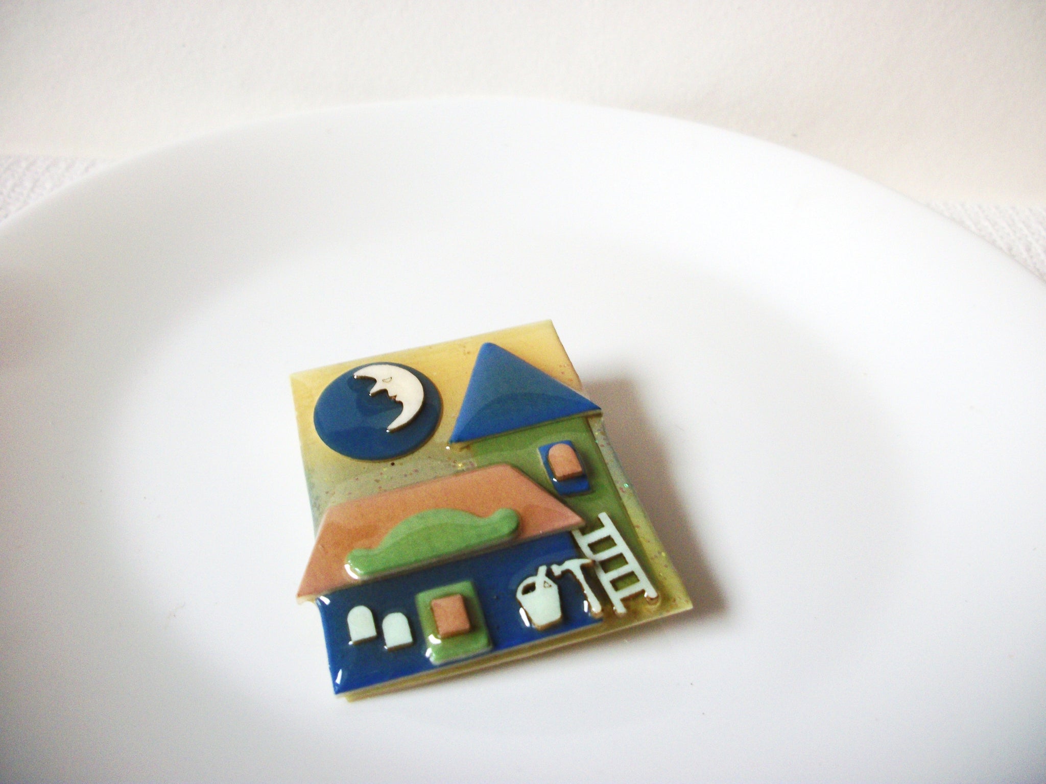 Vintage Lucinda Pins, House Pins By Lucinda 72520