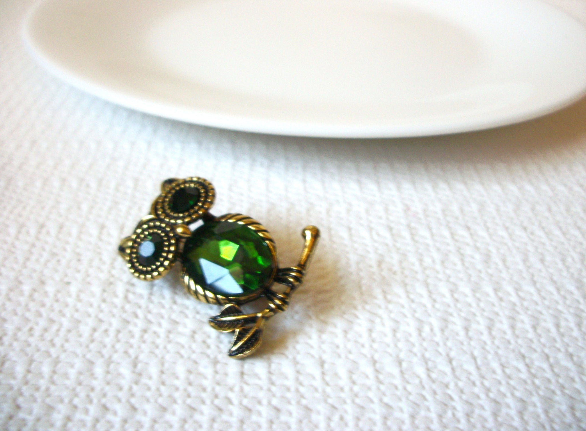 Retro Big Eyes Owl Pin Brooch 80220