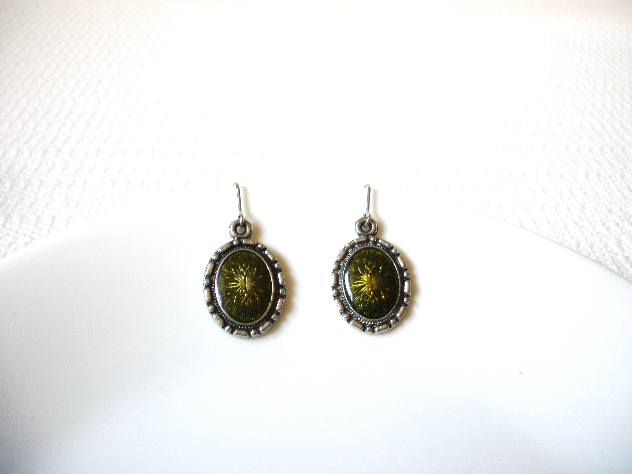 Retro Olive Green Earrings 80320