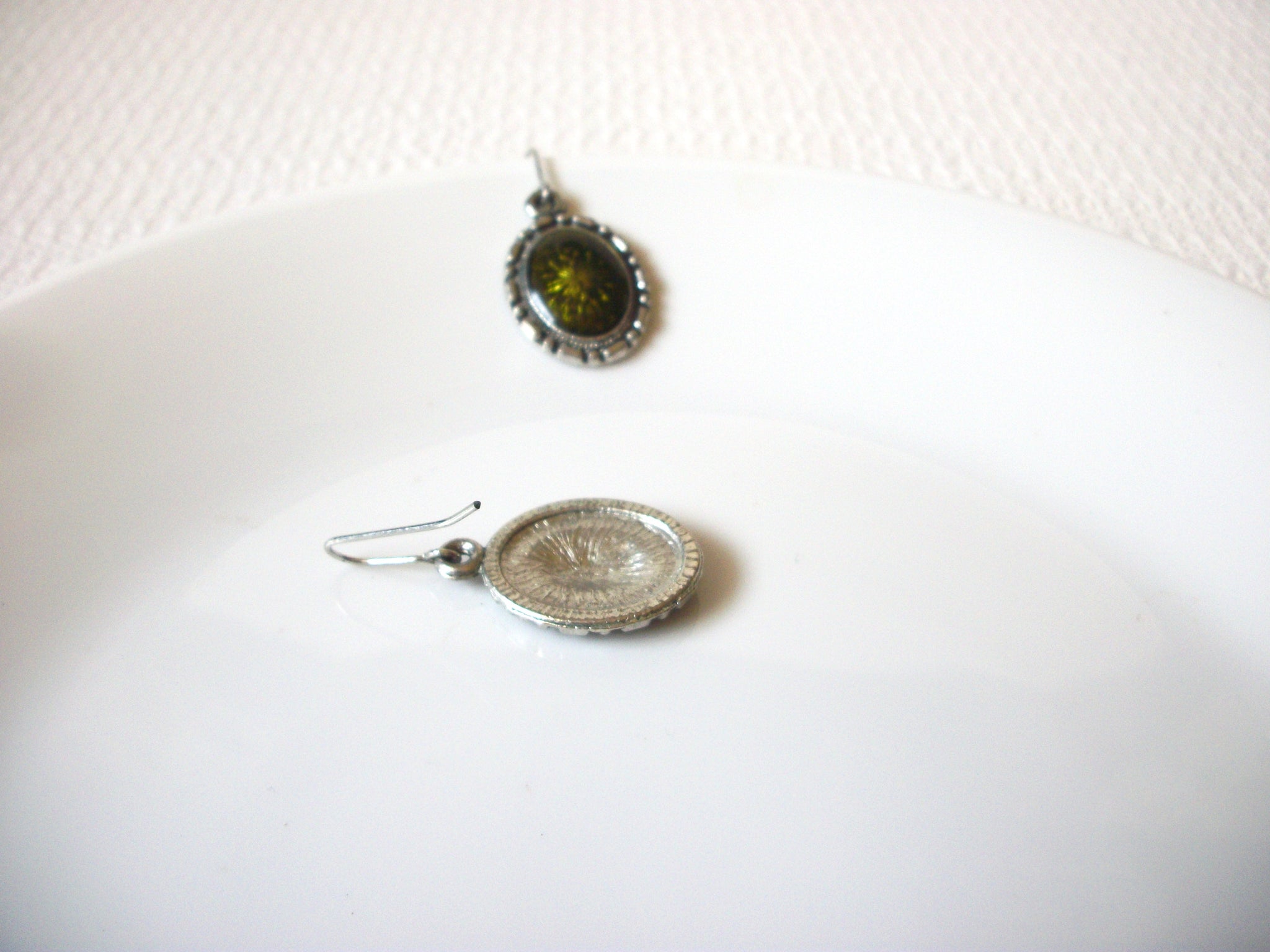 Retro Olive Green Earrings 80320