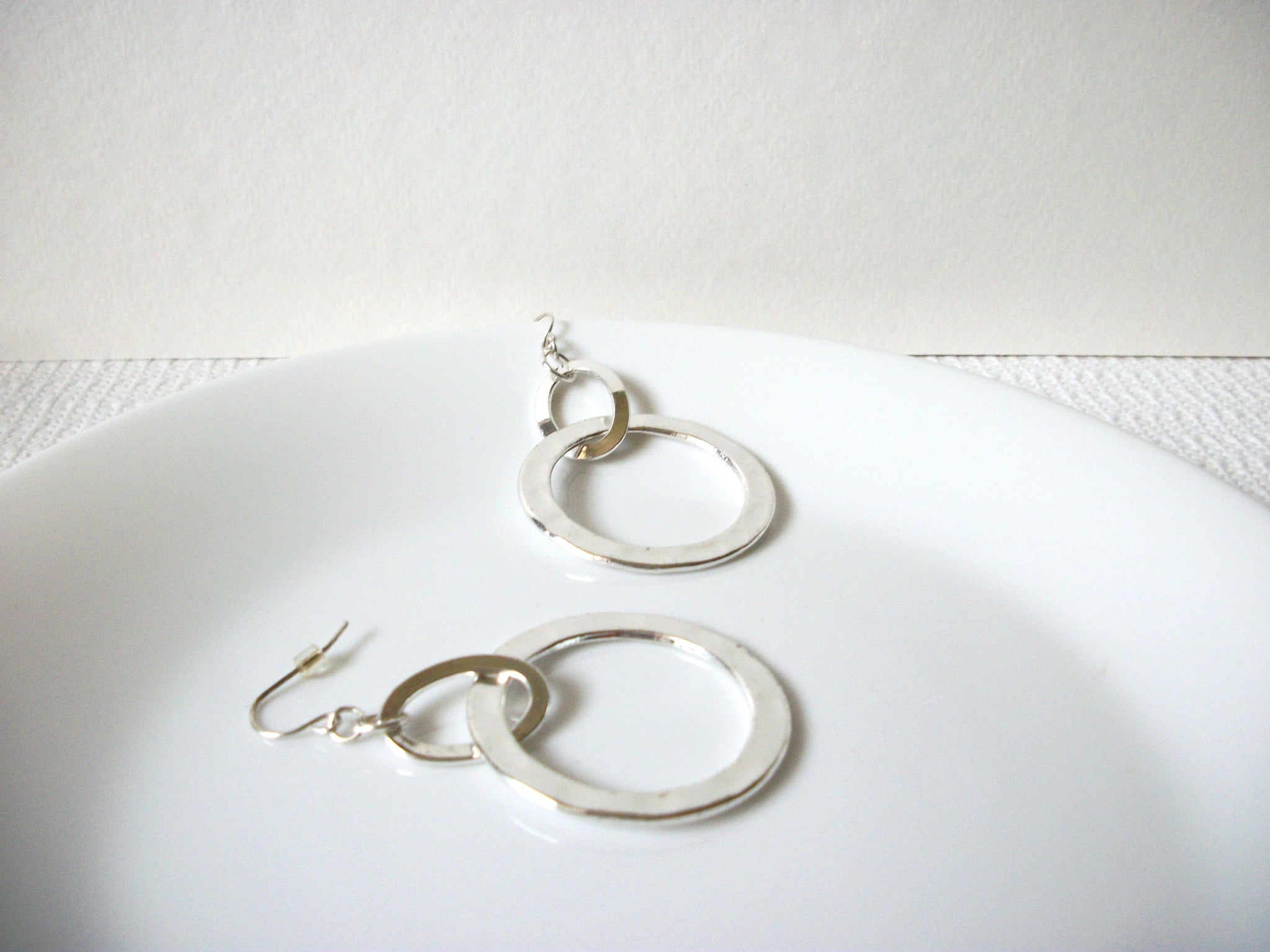 Retro Silver Toned Earrings 80520